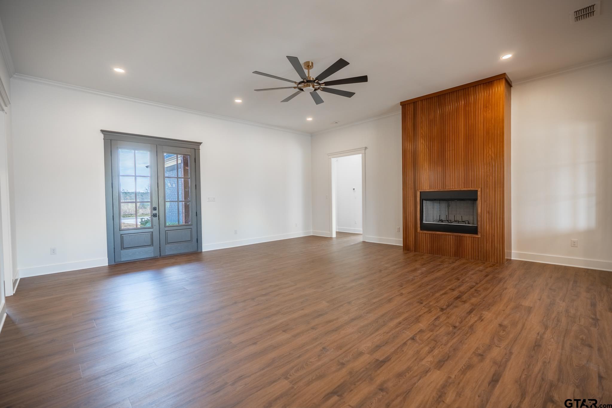 15428 County Road 1100