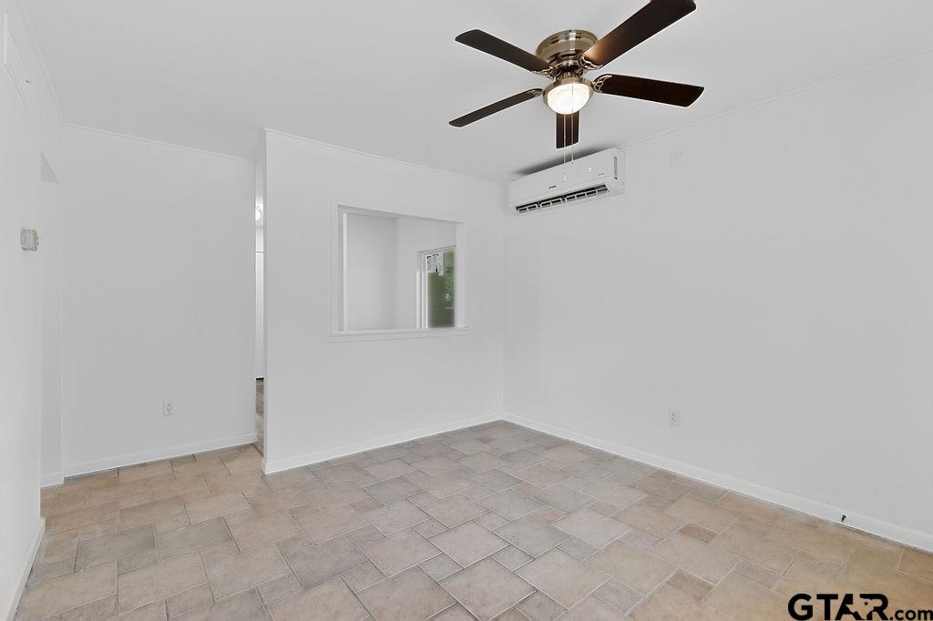 327 Randolph St