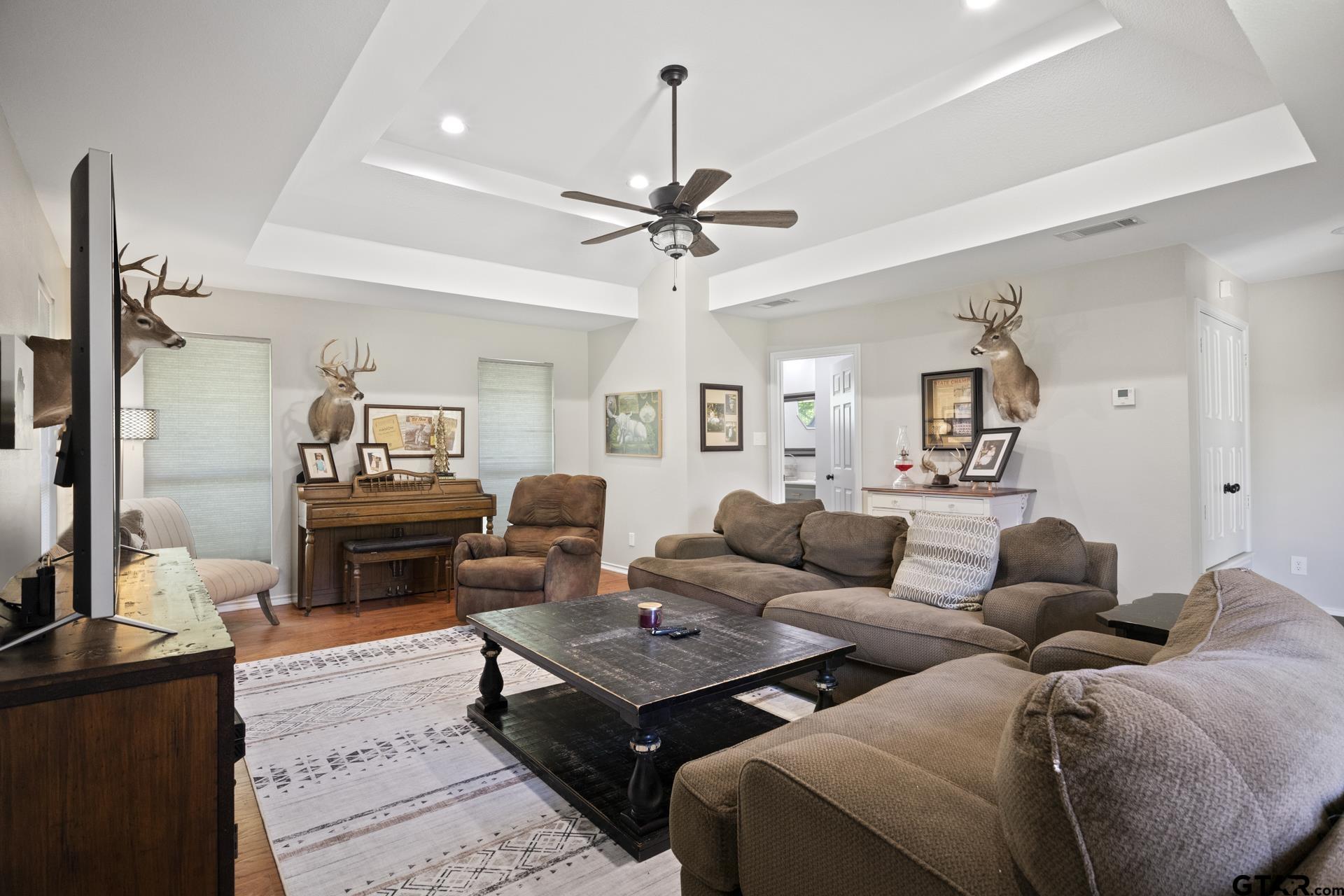 Mt Pleasant, Texas 75455, United States, 4 Bedrooms Bedrooms, ,3 BathroomsBathrooms,Residential,Active,61241