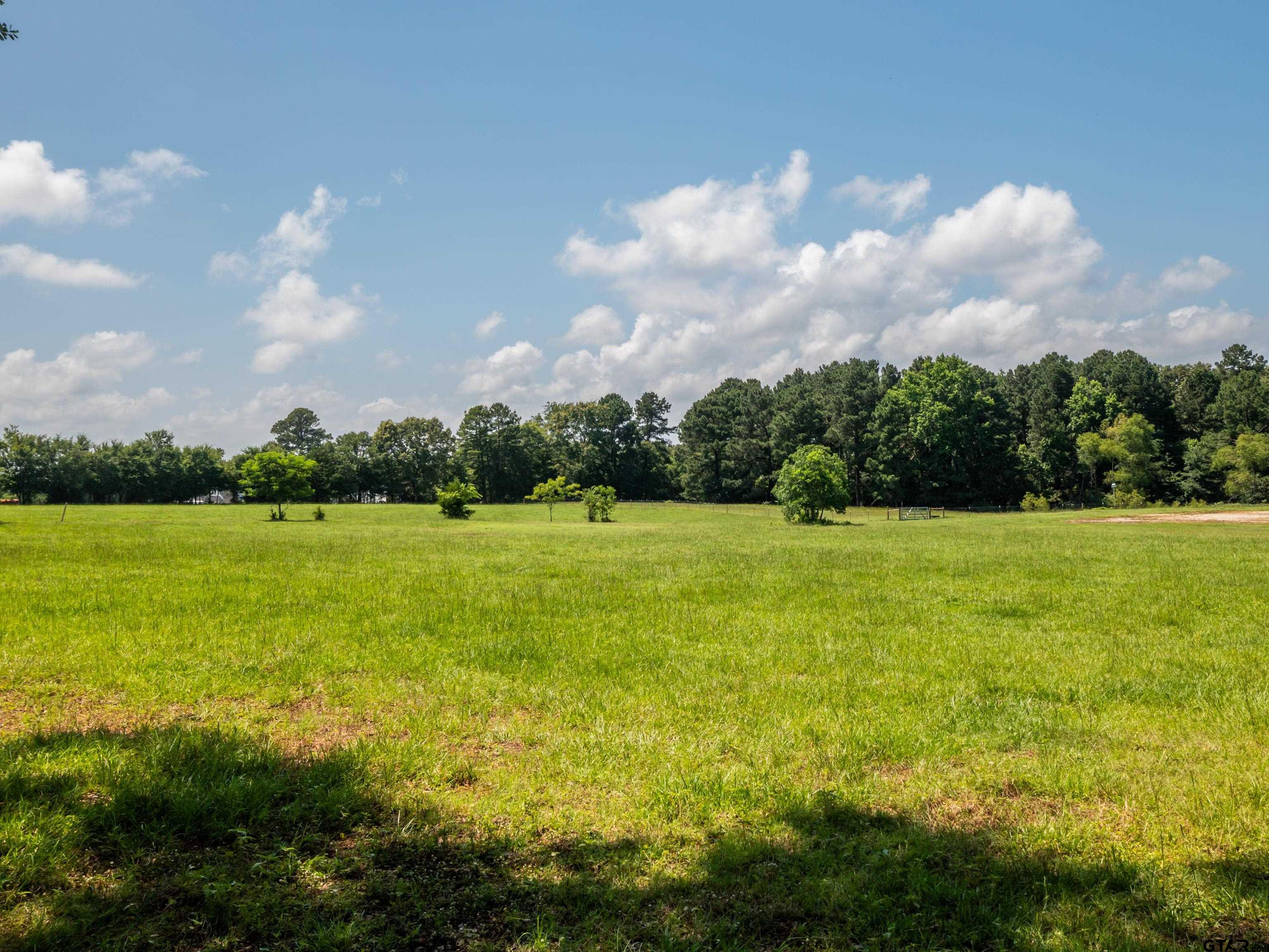 15.698 acres CR 2138