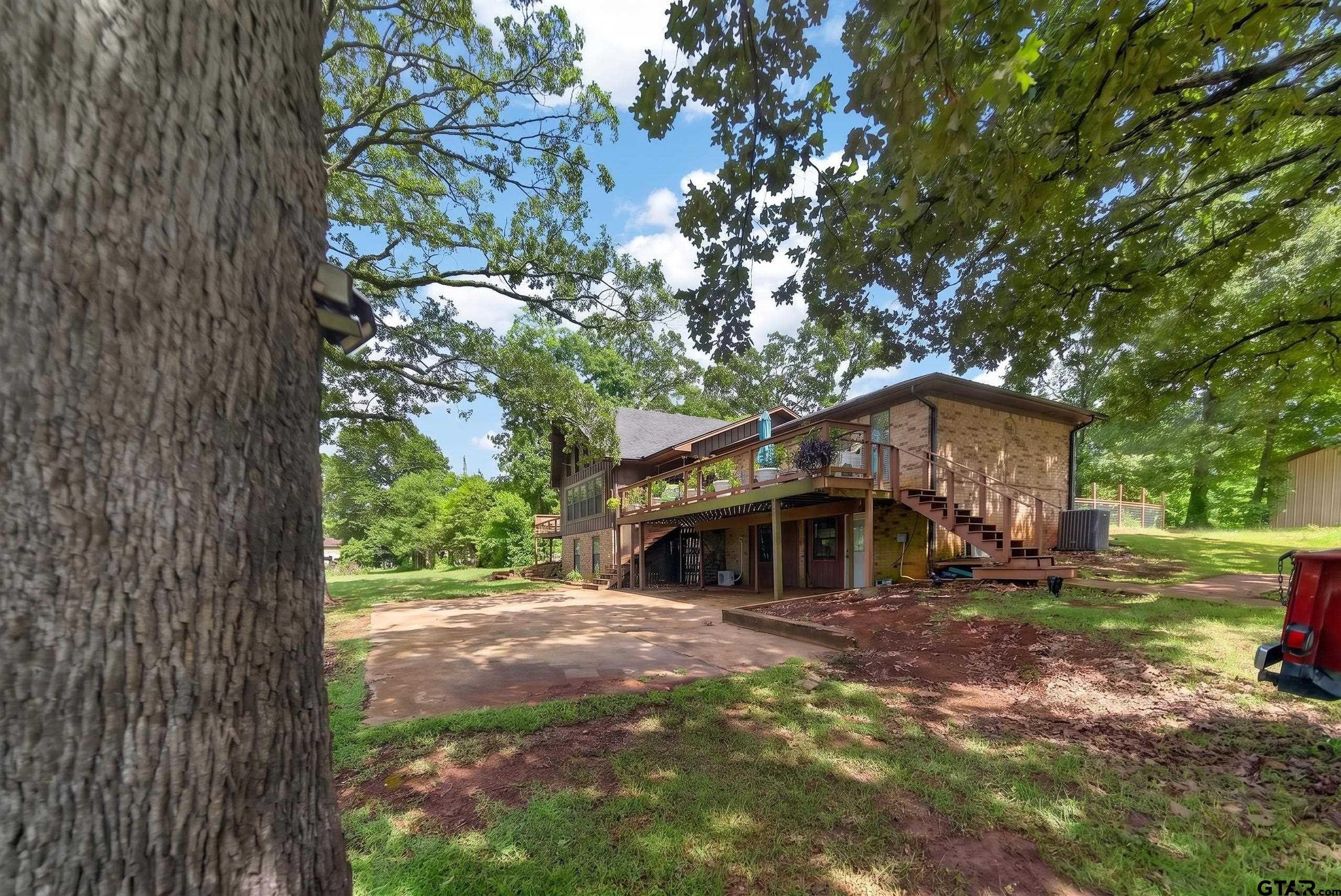 2143 County Road 4118