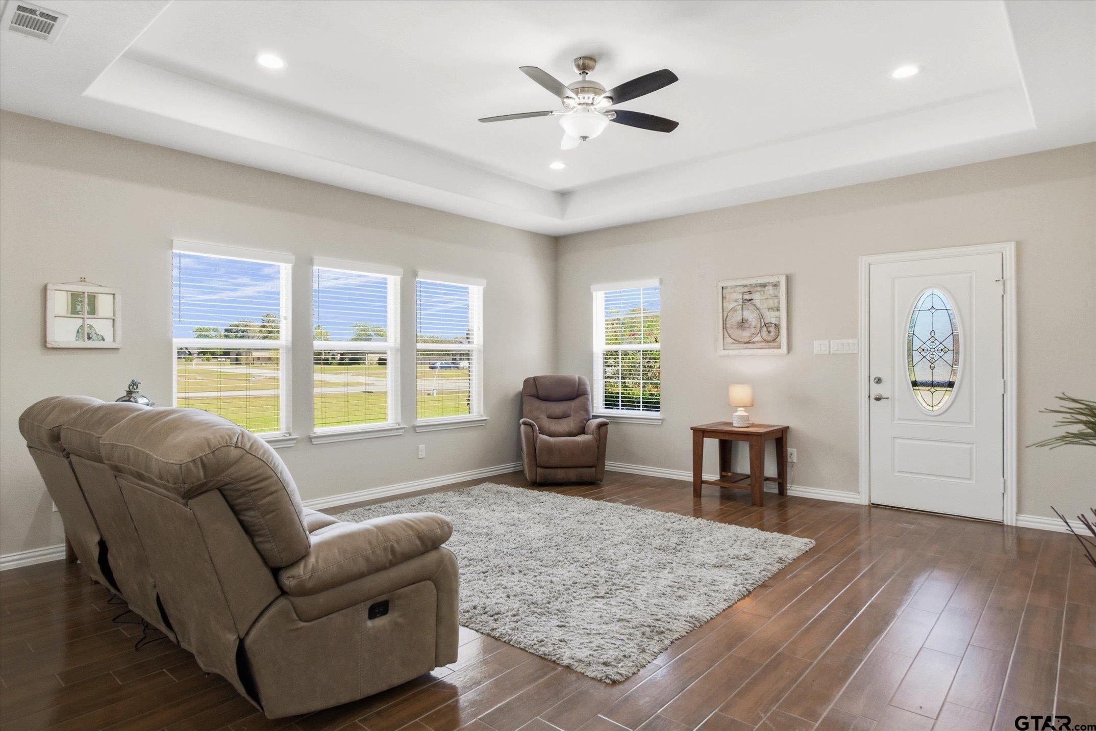 216 Private Road 8641