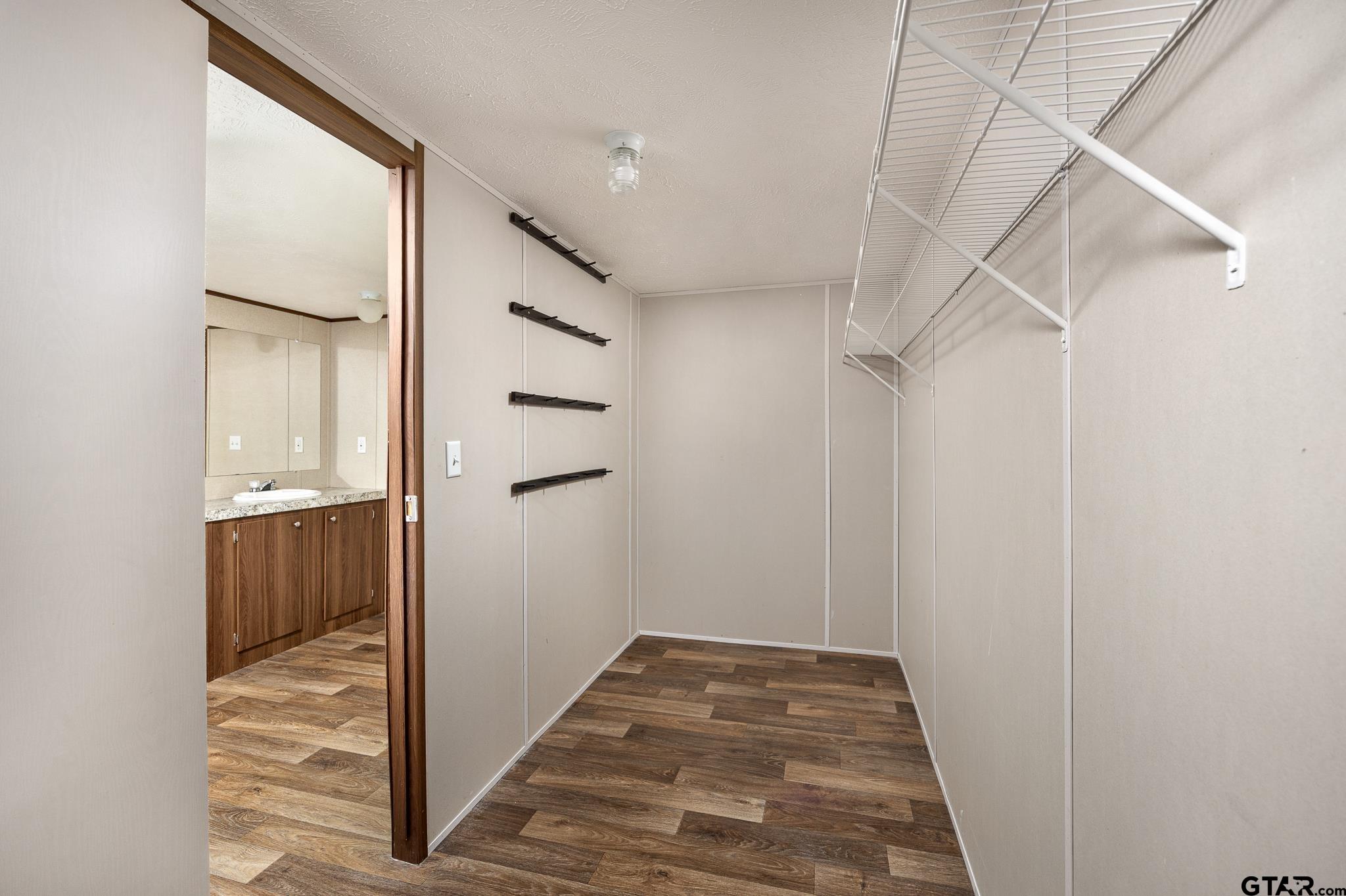 Troup, Texas 75789, United States, 3 Bedrooms Bedrooms, ,2 BathroomsBathrooms,Residential,Pending,182268