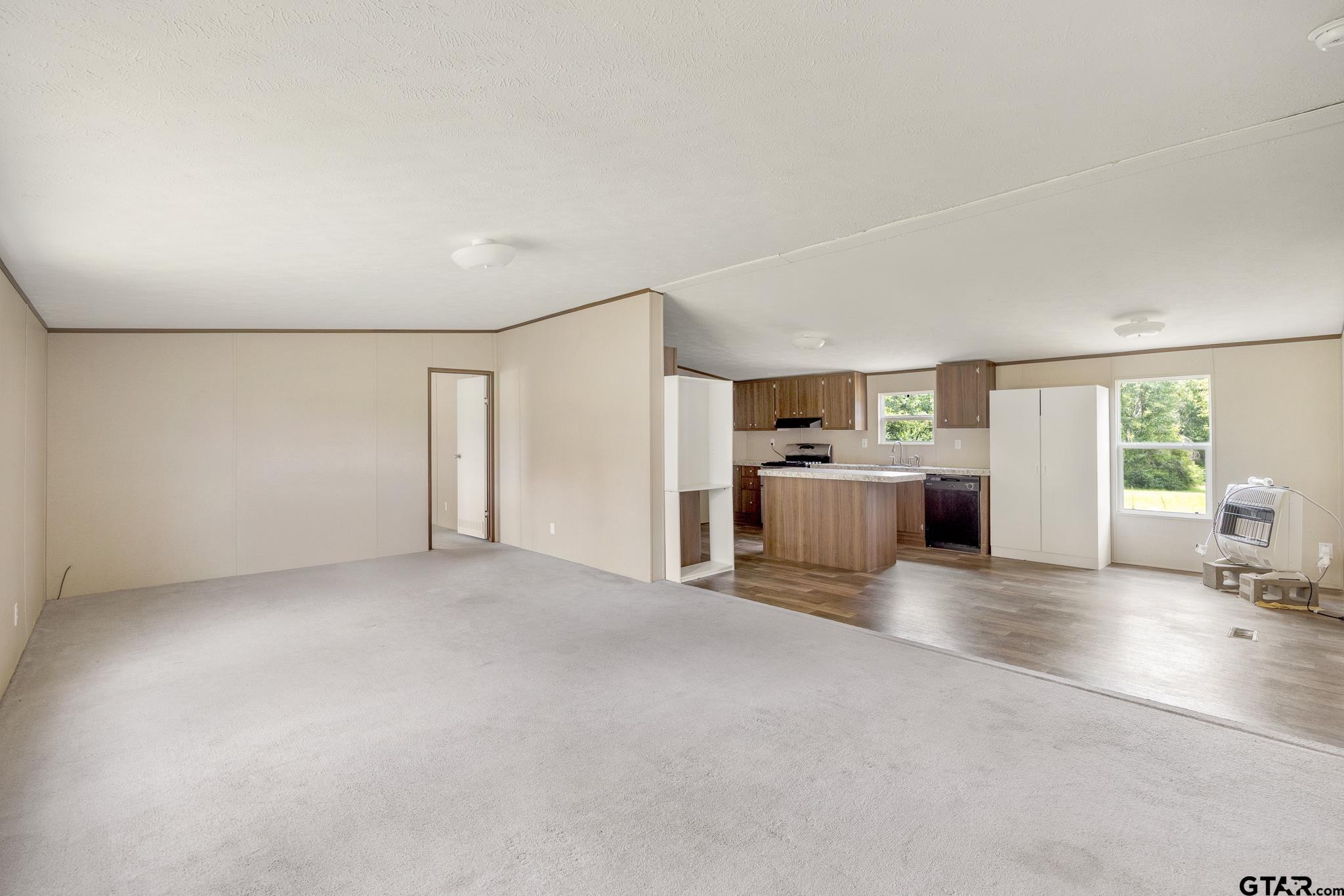 22090 County Road 2166