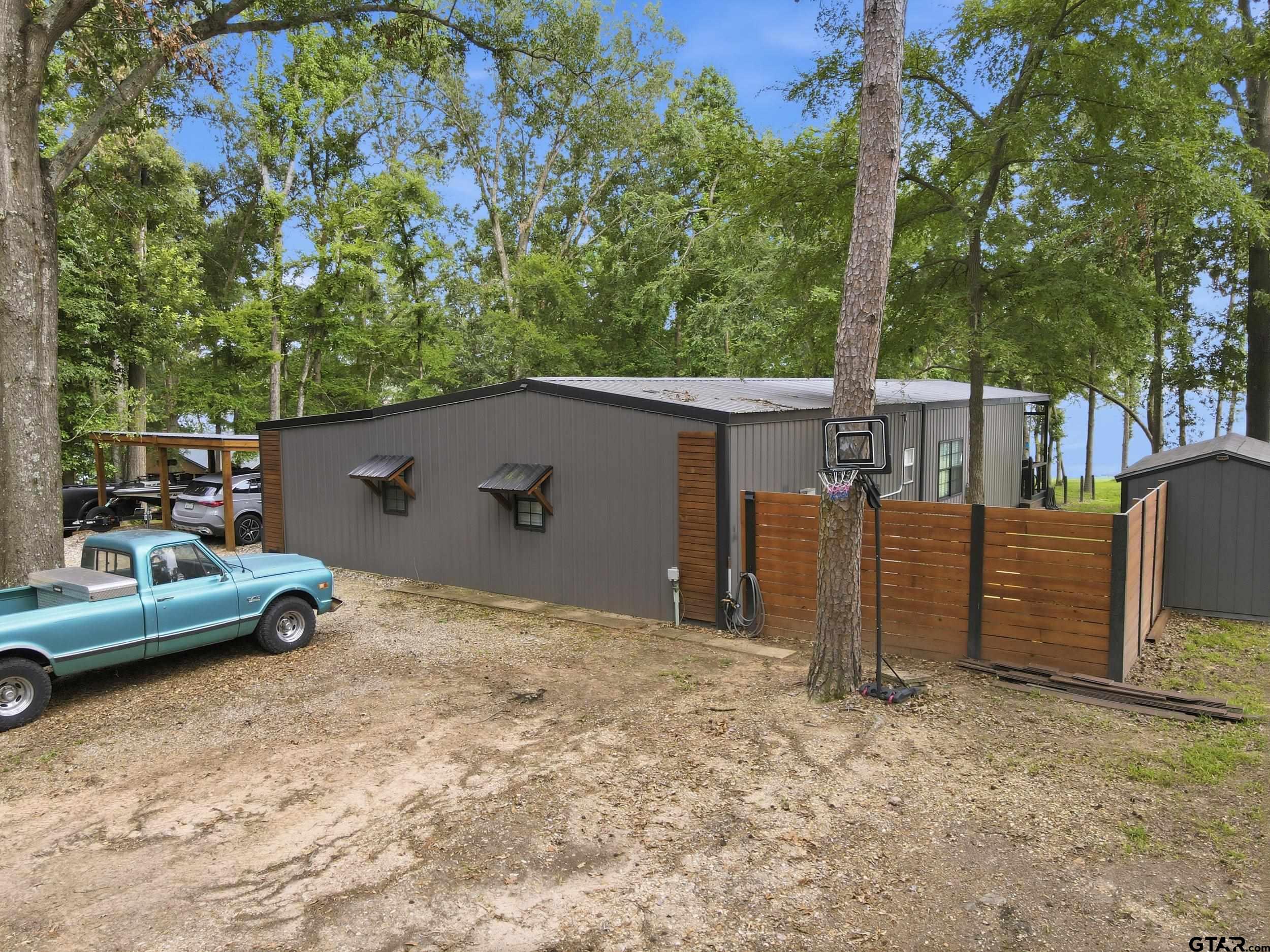 20 RED OAK