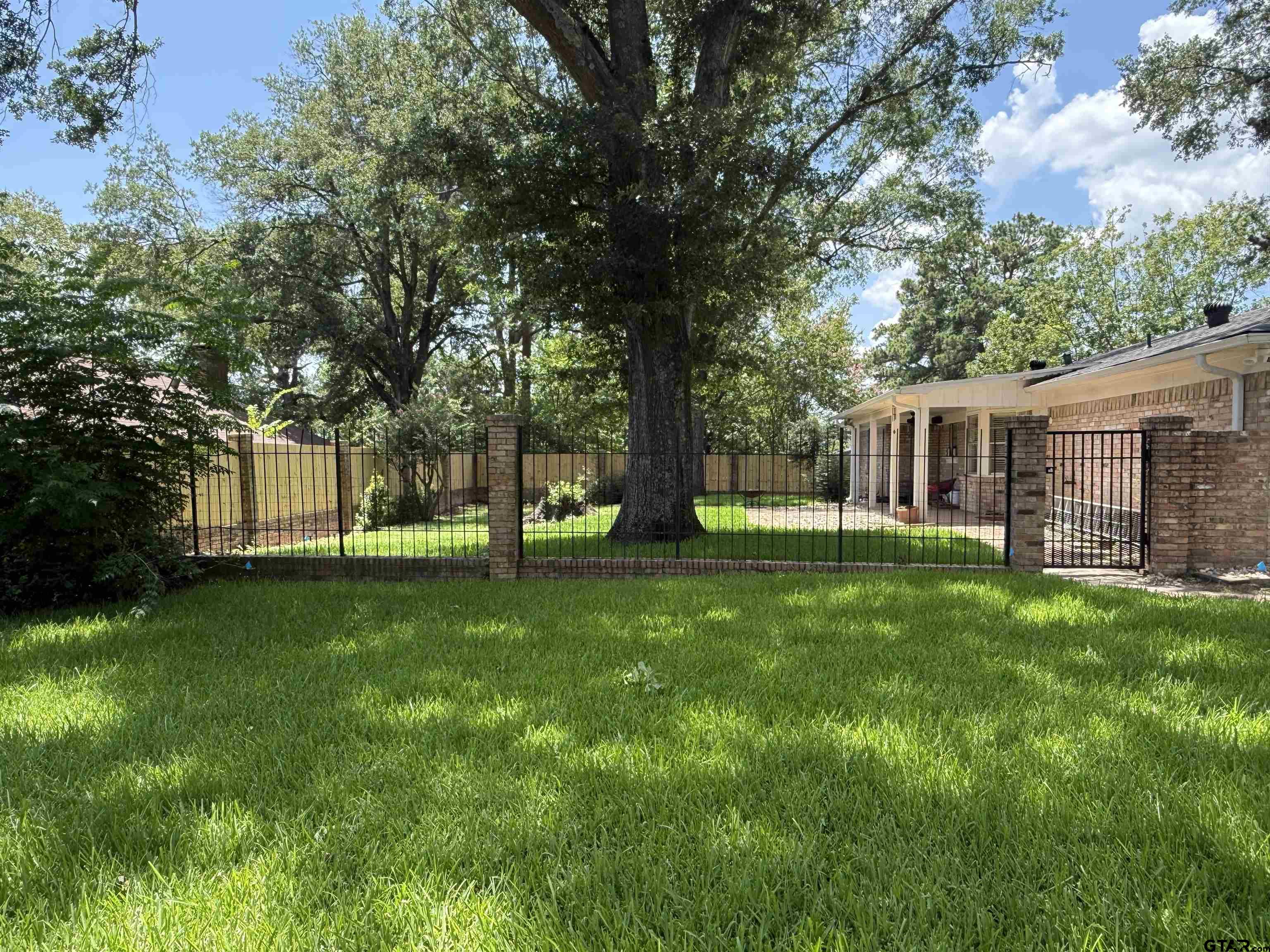 1302 Woodland Hills Dr.