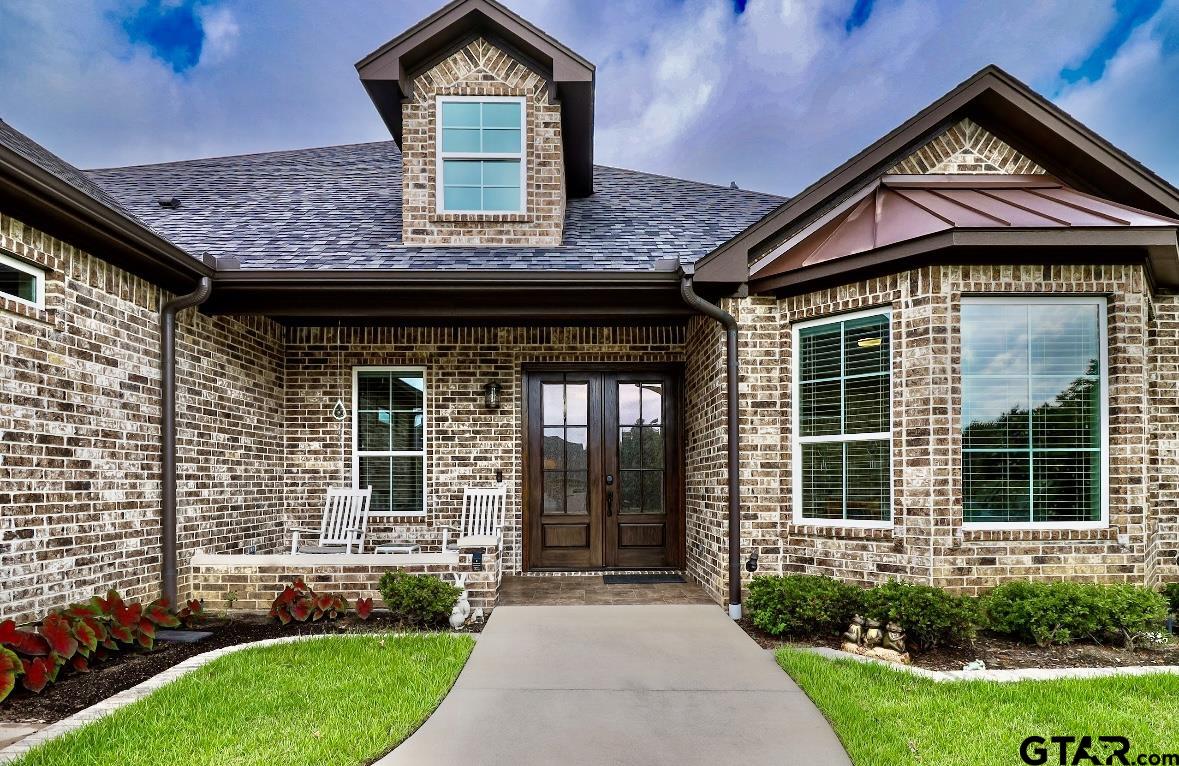 6923 Saint Anthony Drive