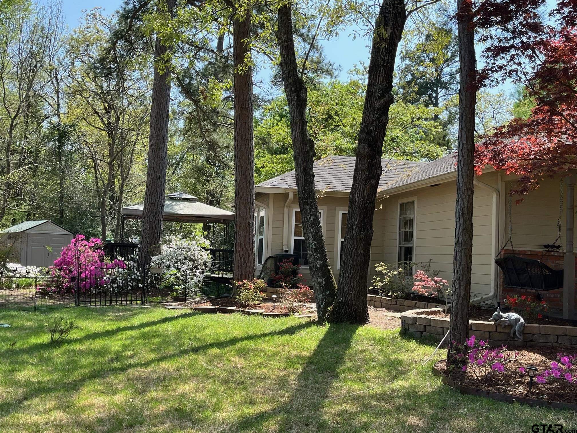 251 Green Meadow Trail