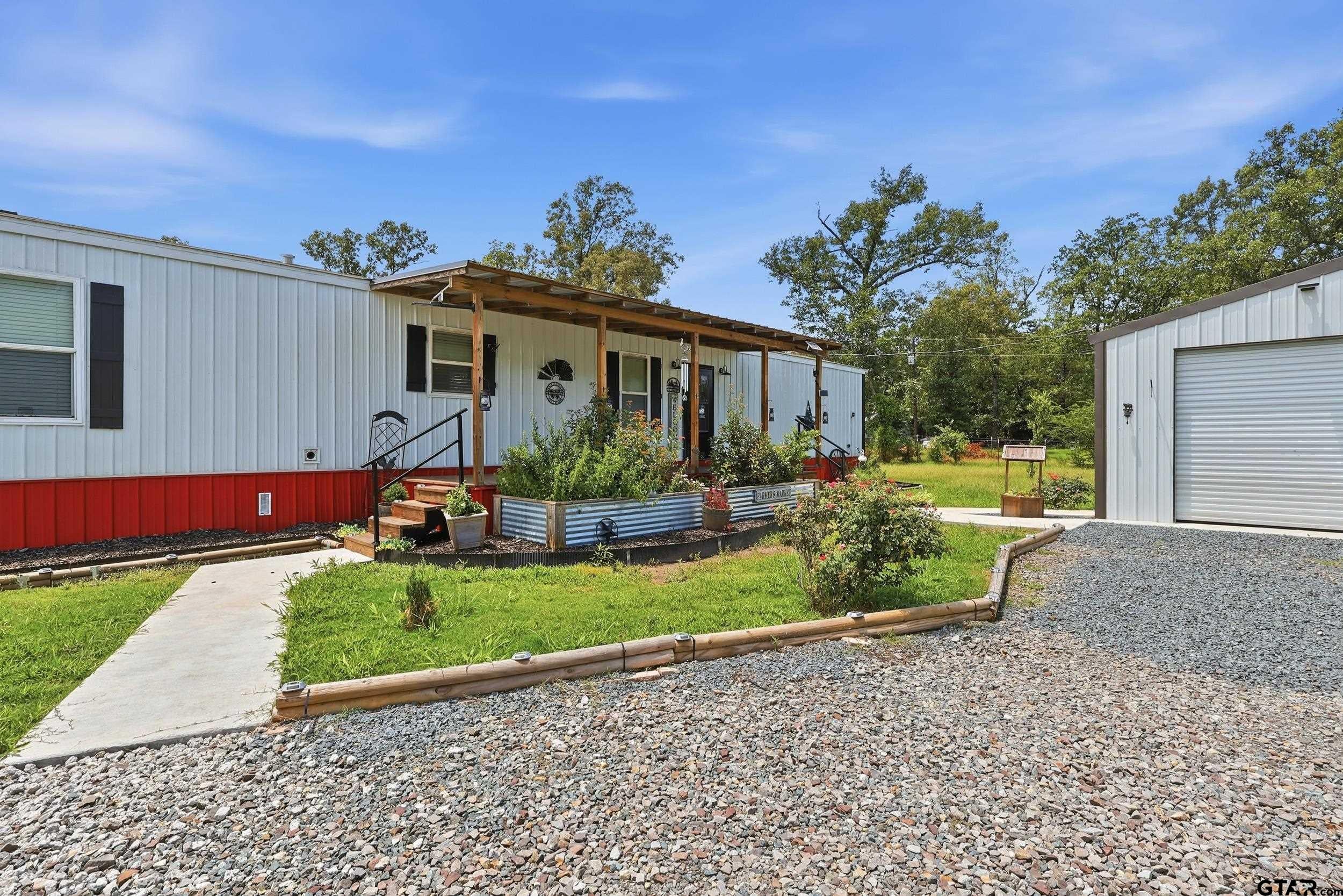 611 E  COUNTY ROAD 4103