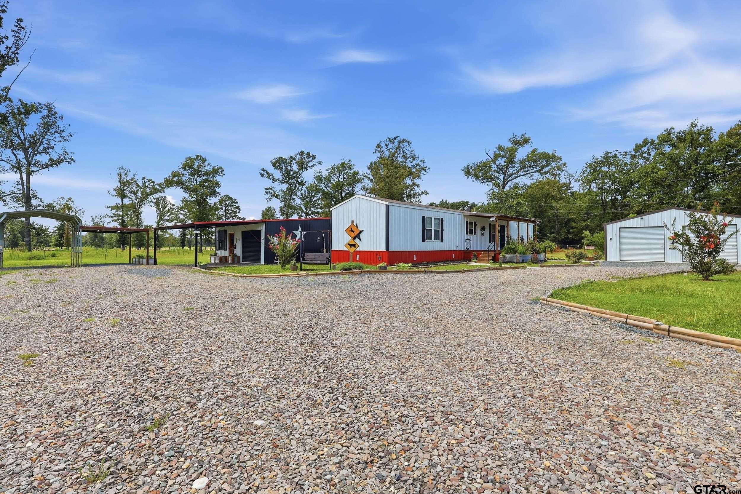 611 E  COUNTY ROAD 4103