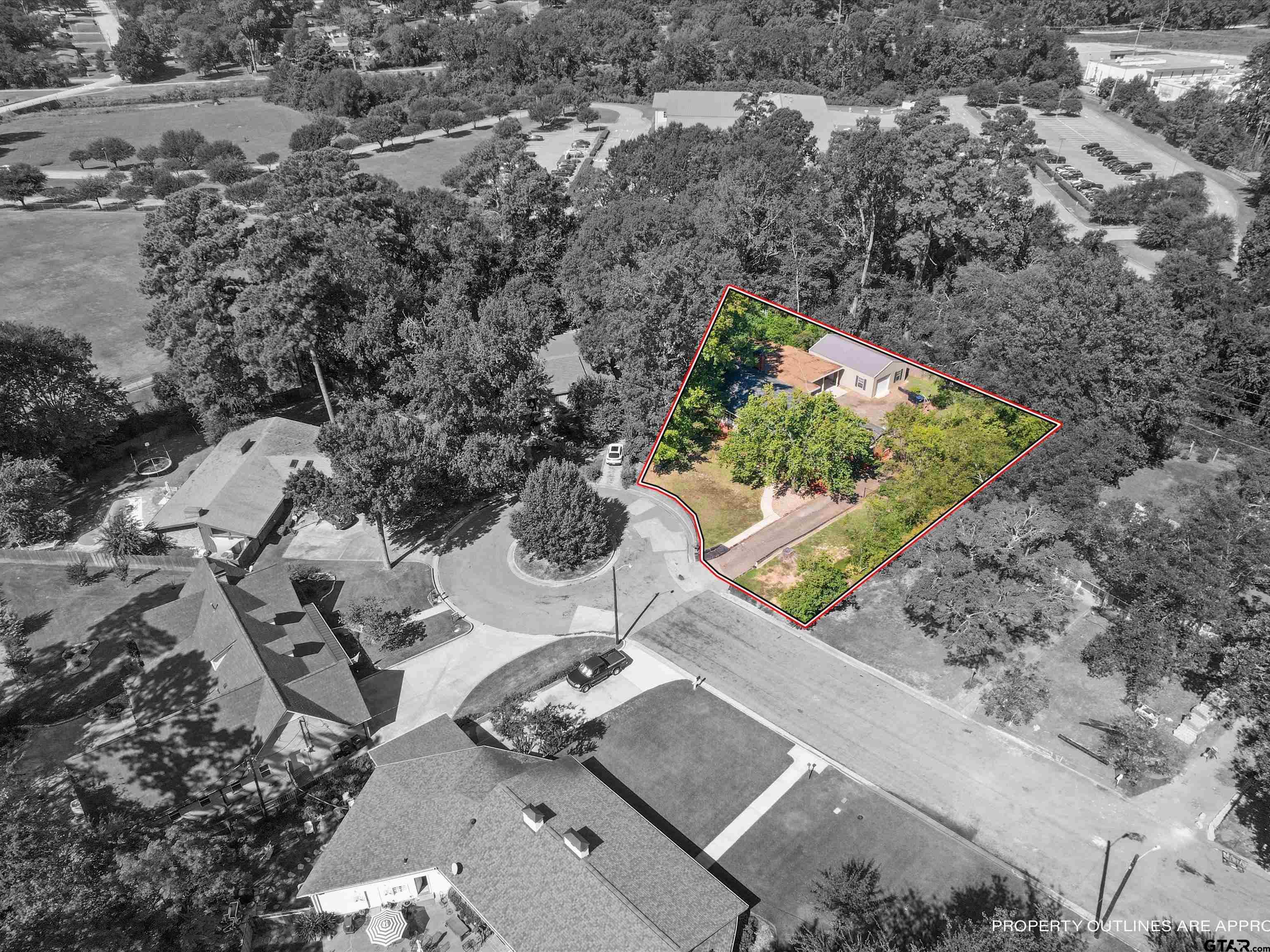 6 Lindsey Ln
