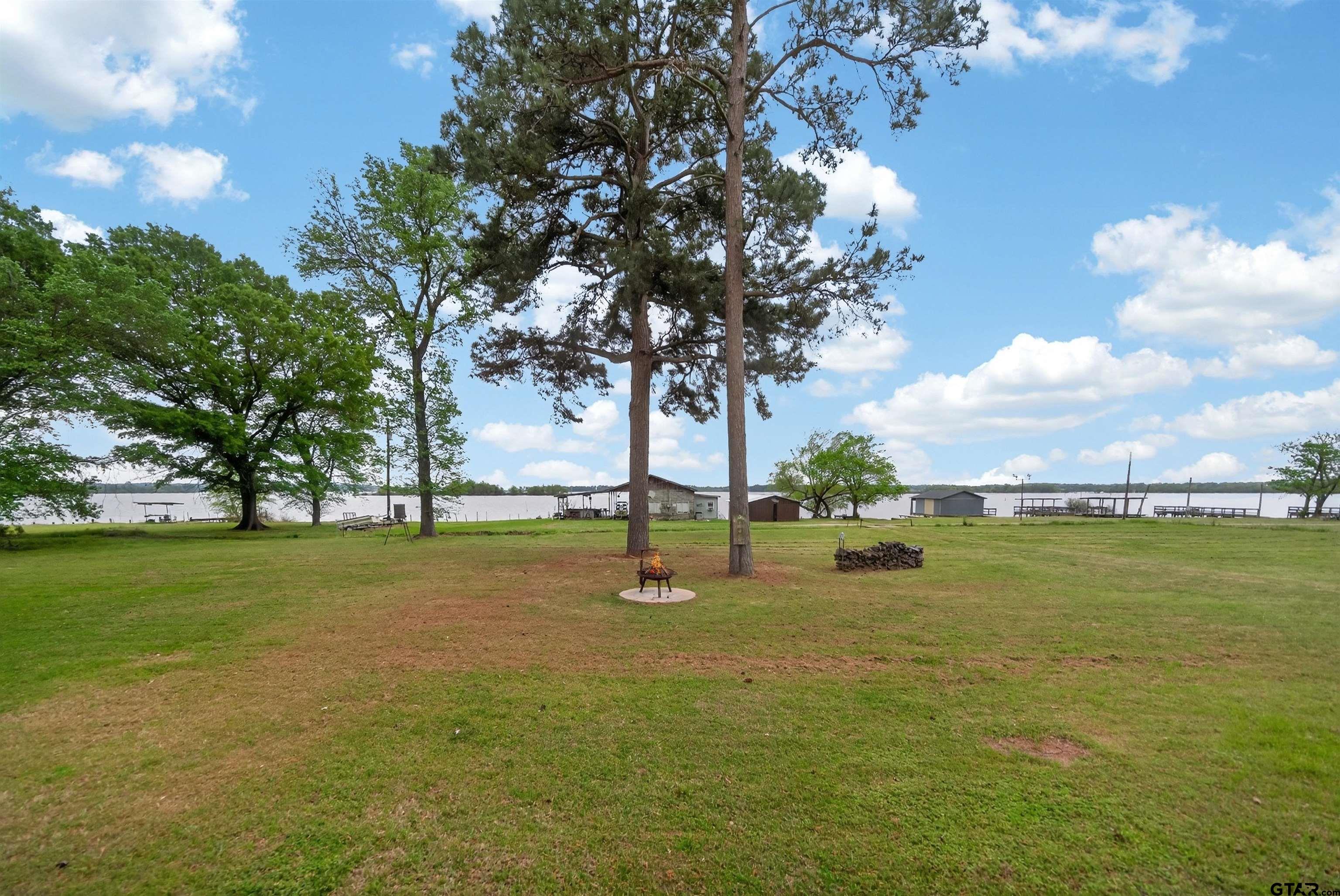 22168 Sportsman's Dr