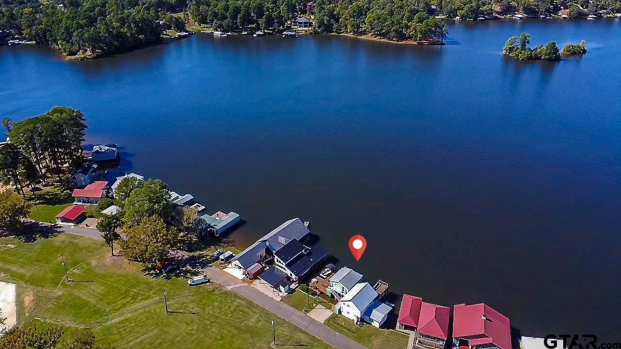 2617 Lakeshore Dr