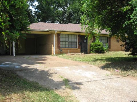 105 Bellview Palestine TX 75803