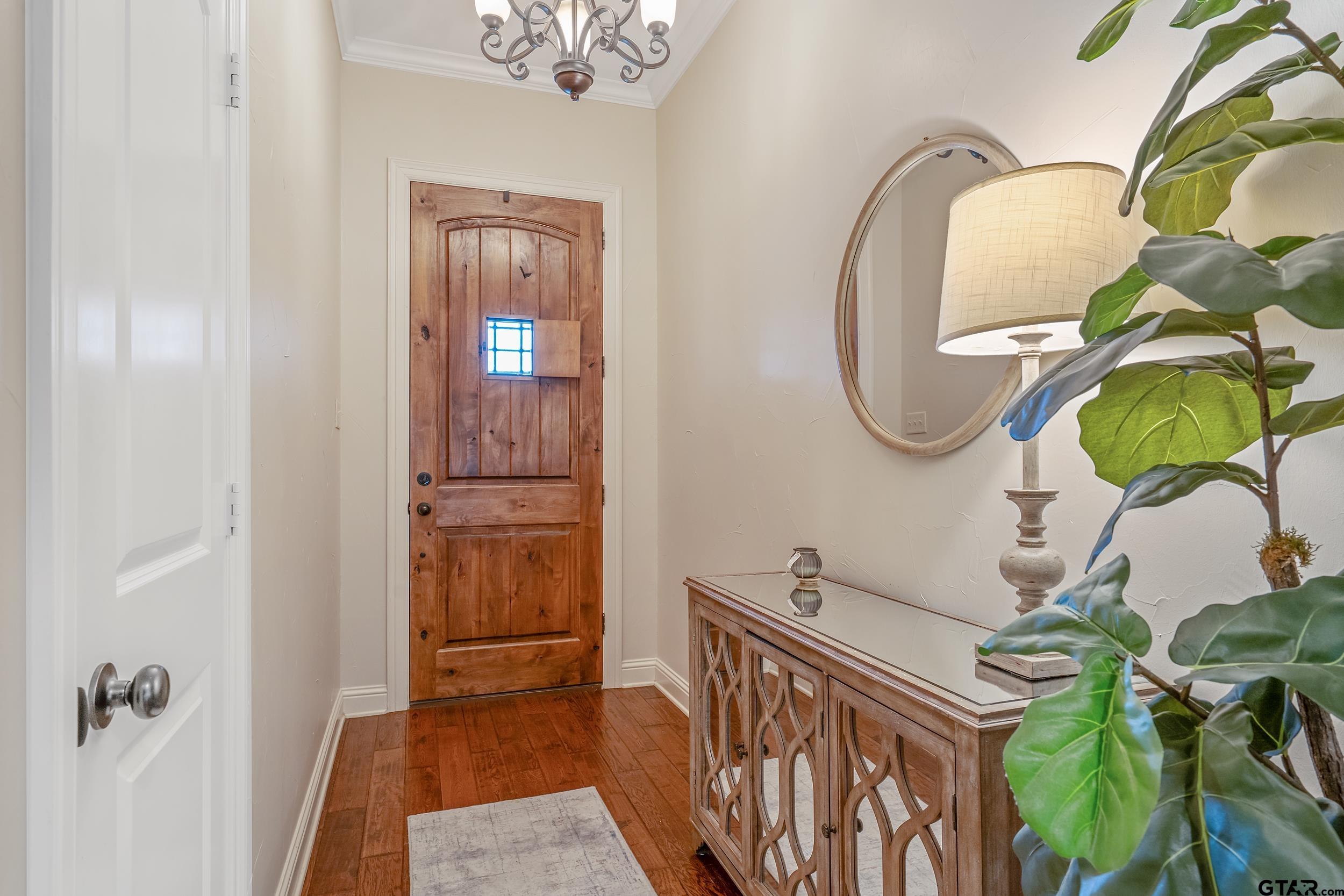 7216 Princedale