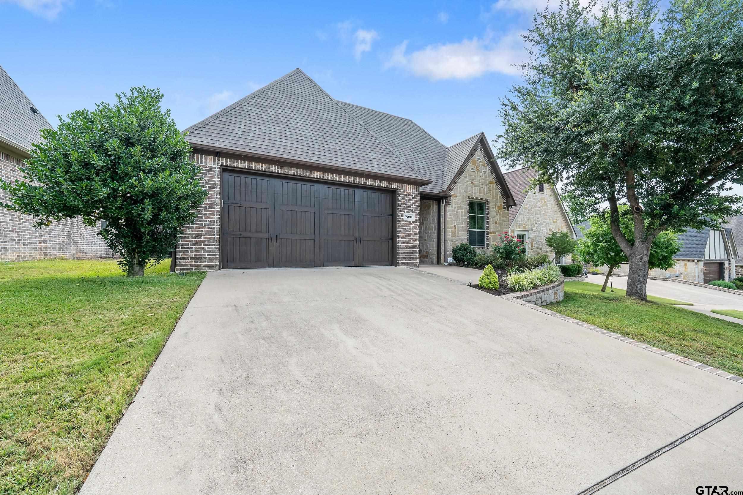 7216 Princedale