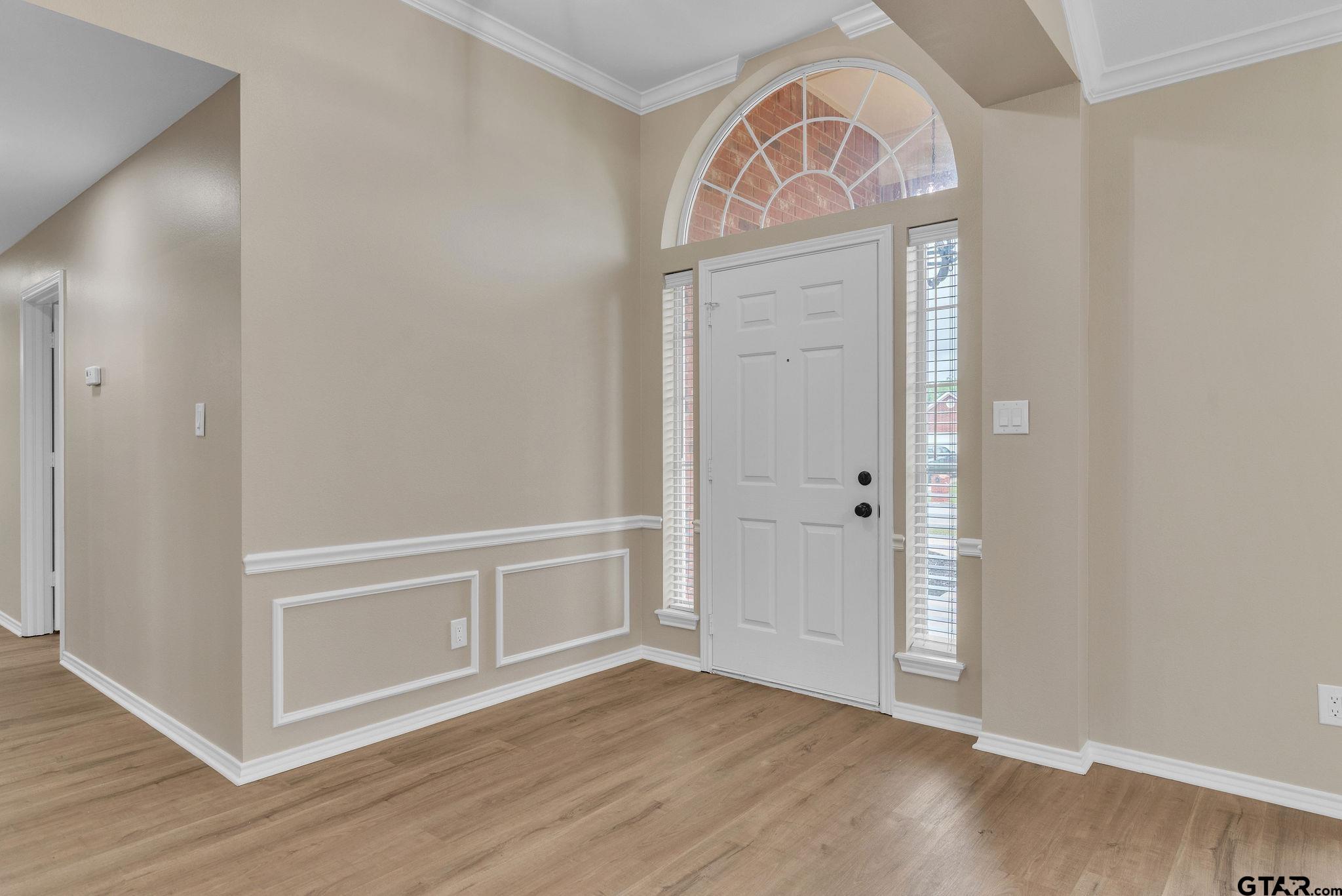 818 Greenwood Circle