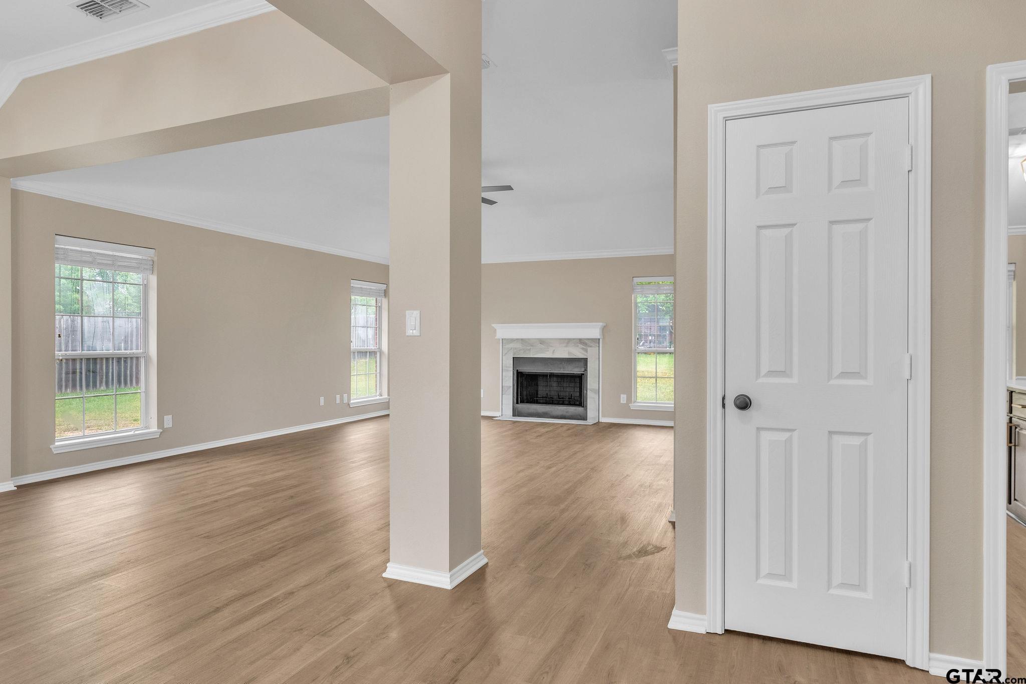 818 Greenwood Circle