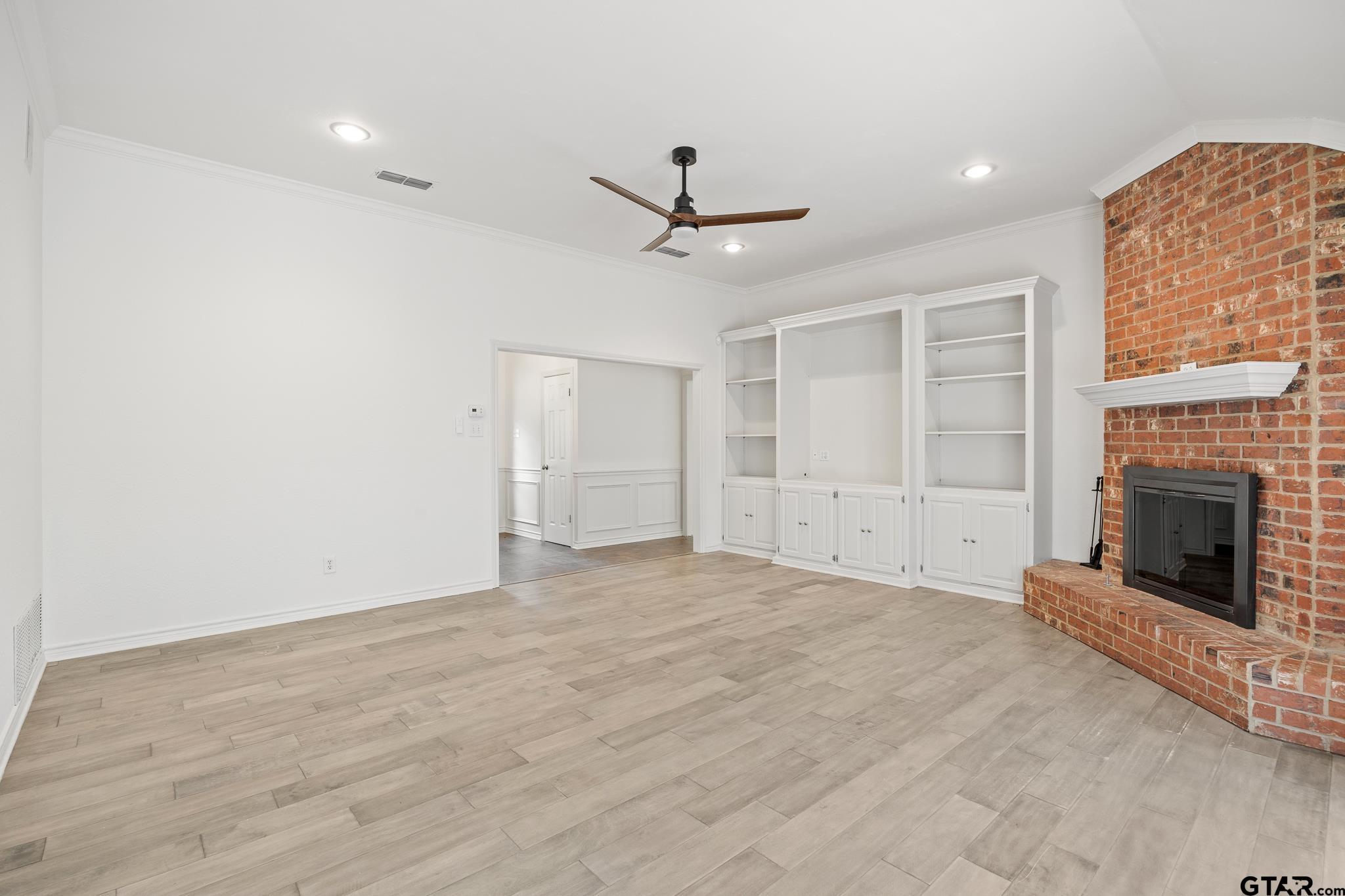 Tyler, Texas 75703, United States, 3 Bedrooms Bedrooms, ,2 BathroomsBathrooms,Residential,Pending,55691