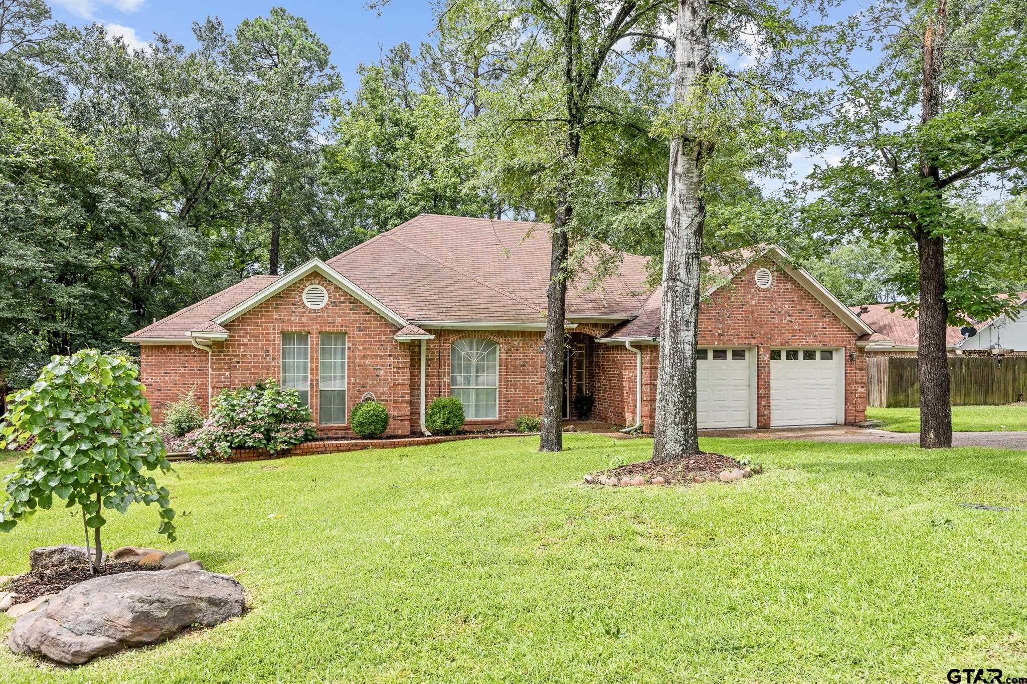 Tyler, Texas 75703, United States, 3 Bedrooms Bedrooms, ,2 BathroomsBathrooms,Residential,Pending,55691