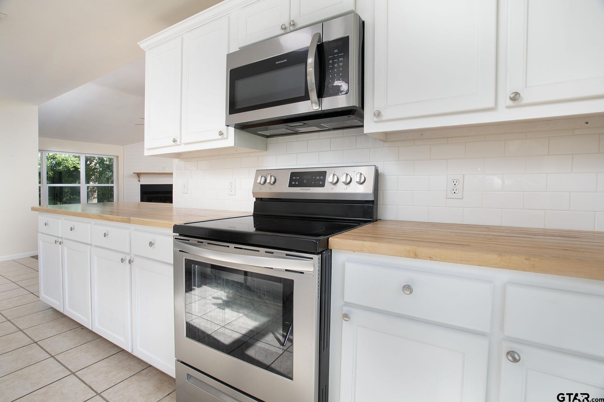 16530 Echo Glen Dr
