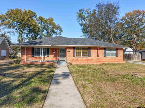 618 Walnut St. Gilmer TX 75644