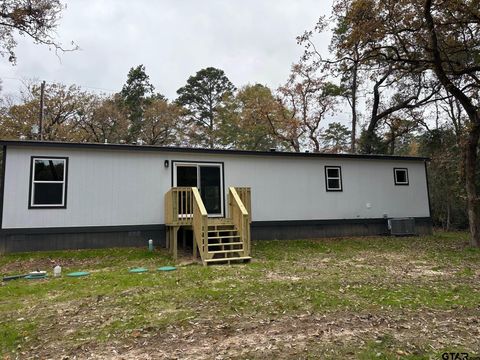 A home in Bullard