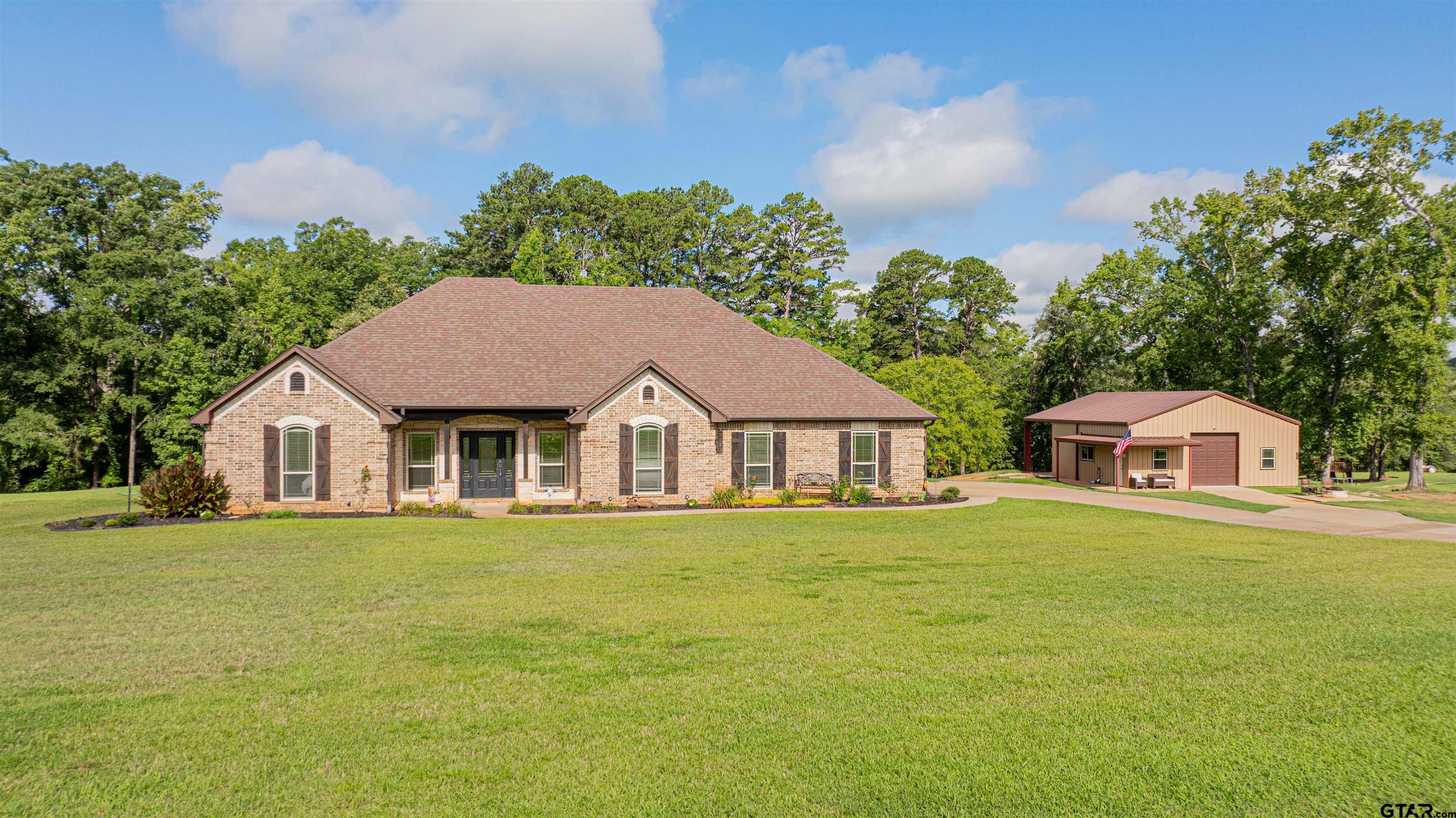 225 Whistler Ln