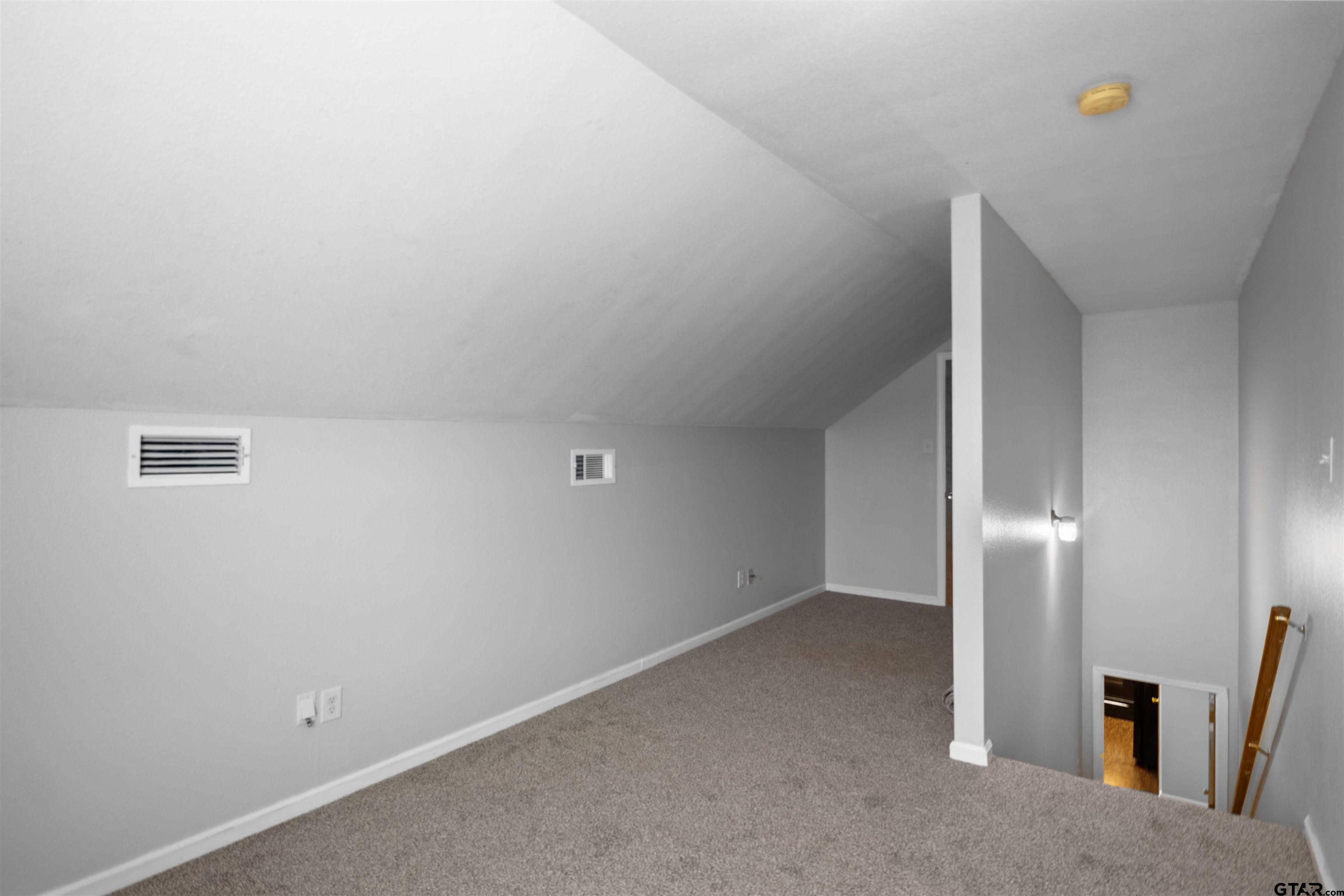 Tyler, Texas 75707, United States, 6 Bedrooms Bedrooms, ,4 BathroomsBathrooms,Residential,Pending,57526