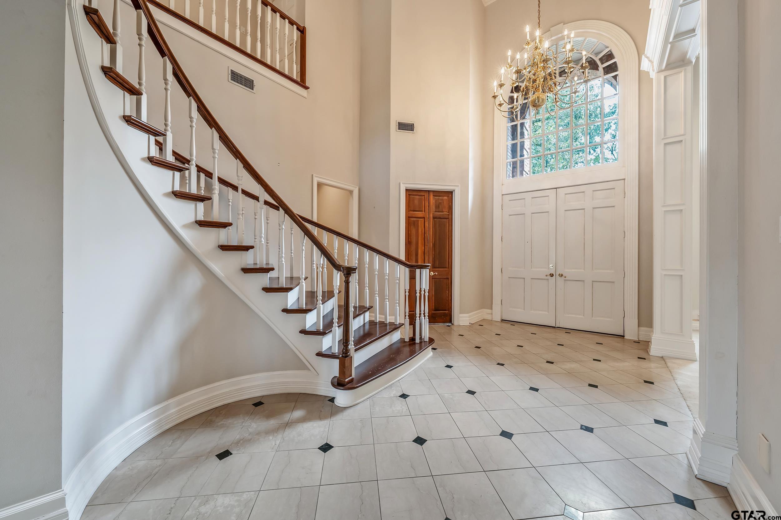 1701 Brandywine Dr