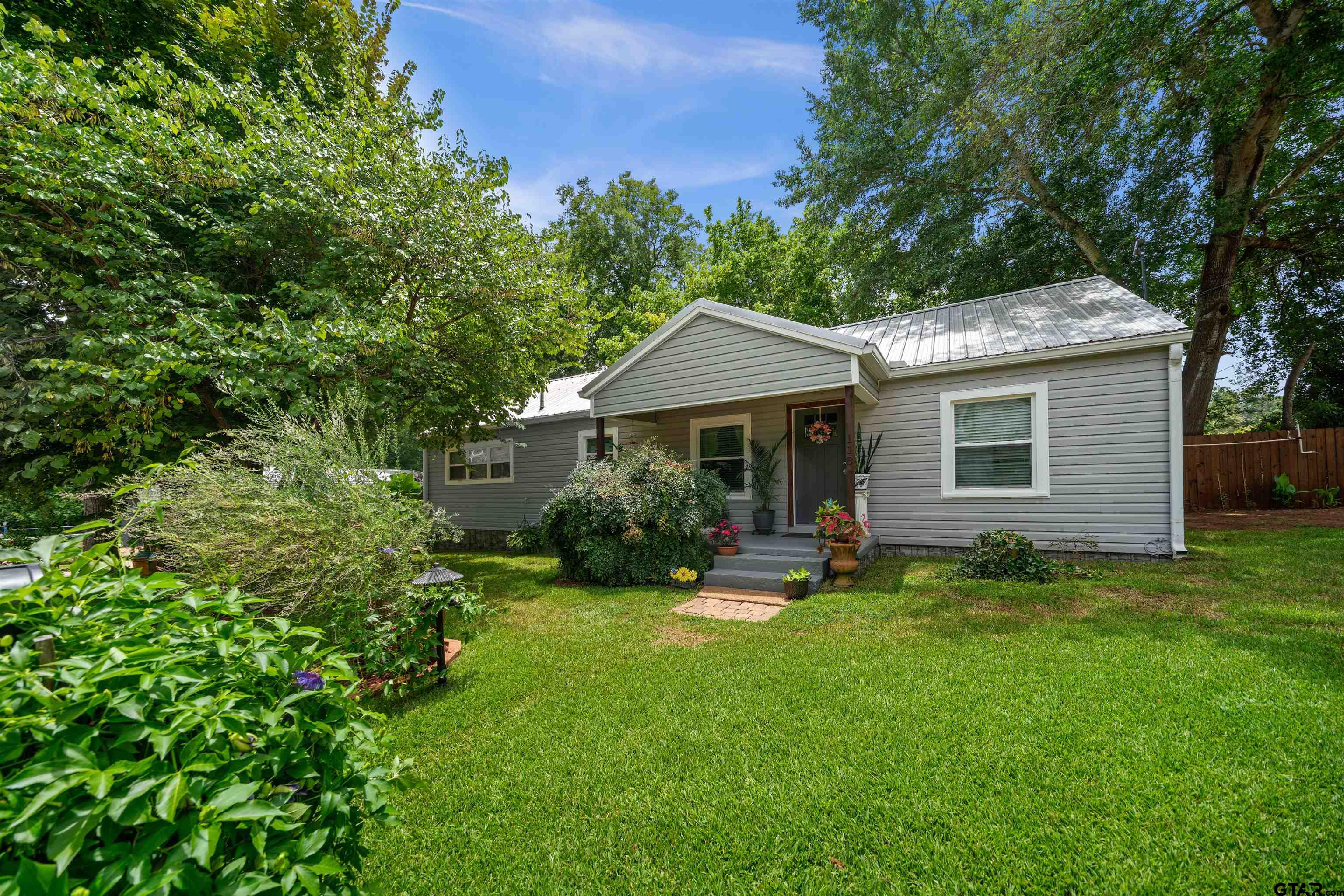 118 W Carolina Street