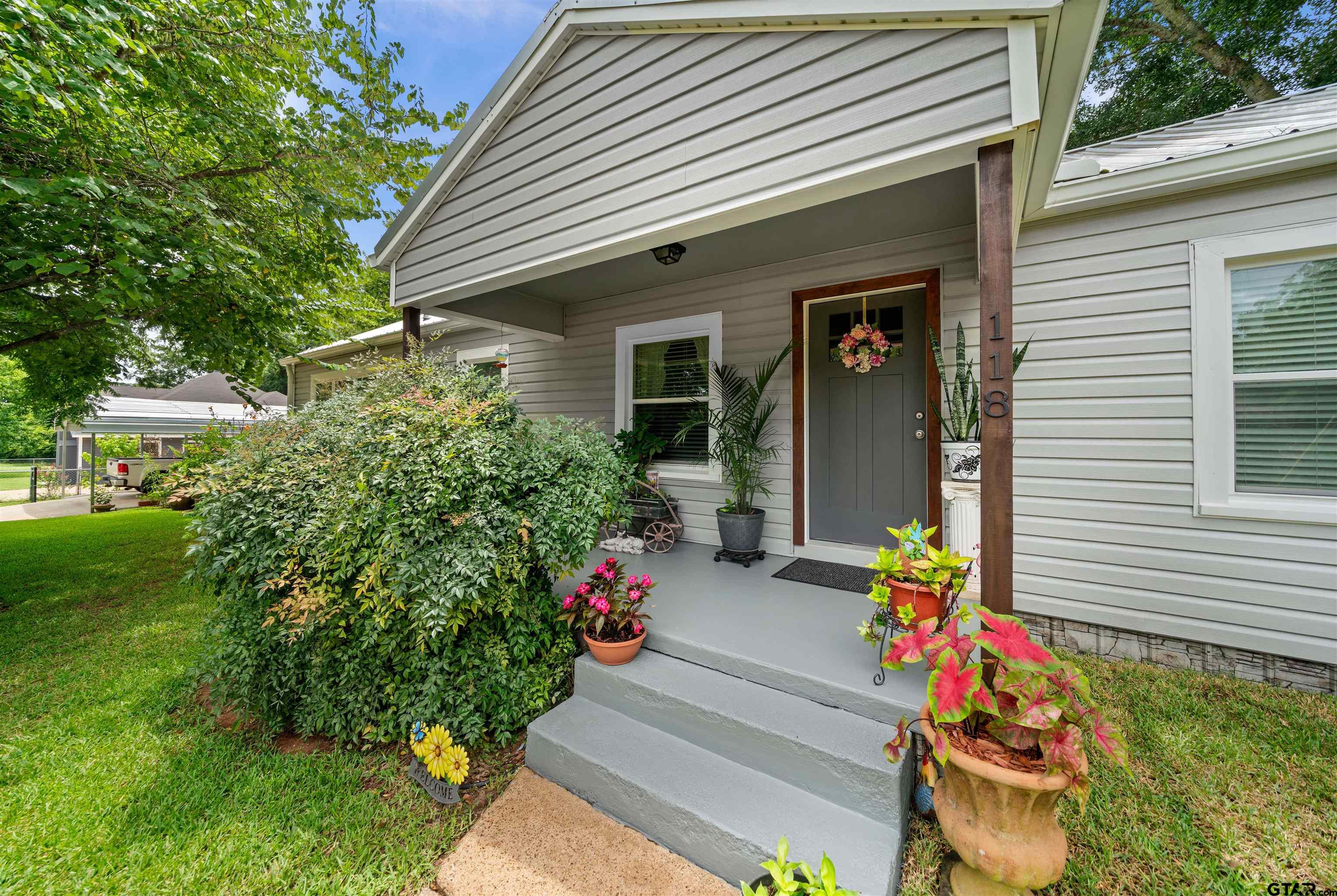 118 W Carolina Street