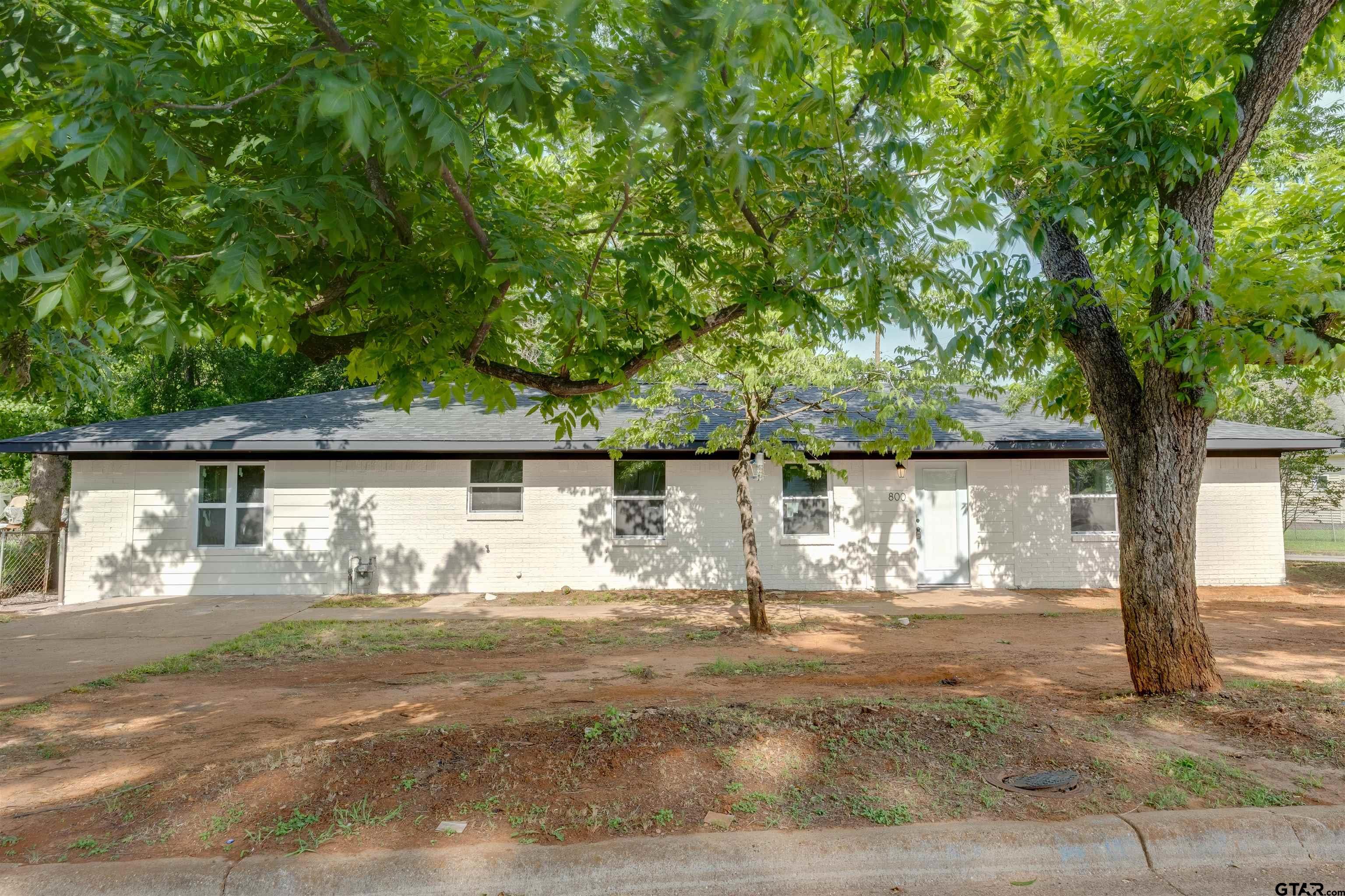 800 N Tennessee