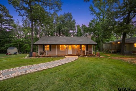 1507 E Tanglewood Dr Hideaway TX 75771