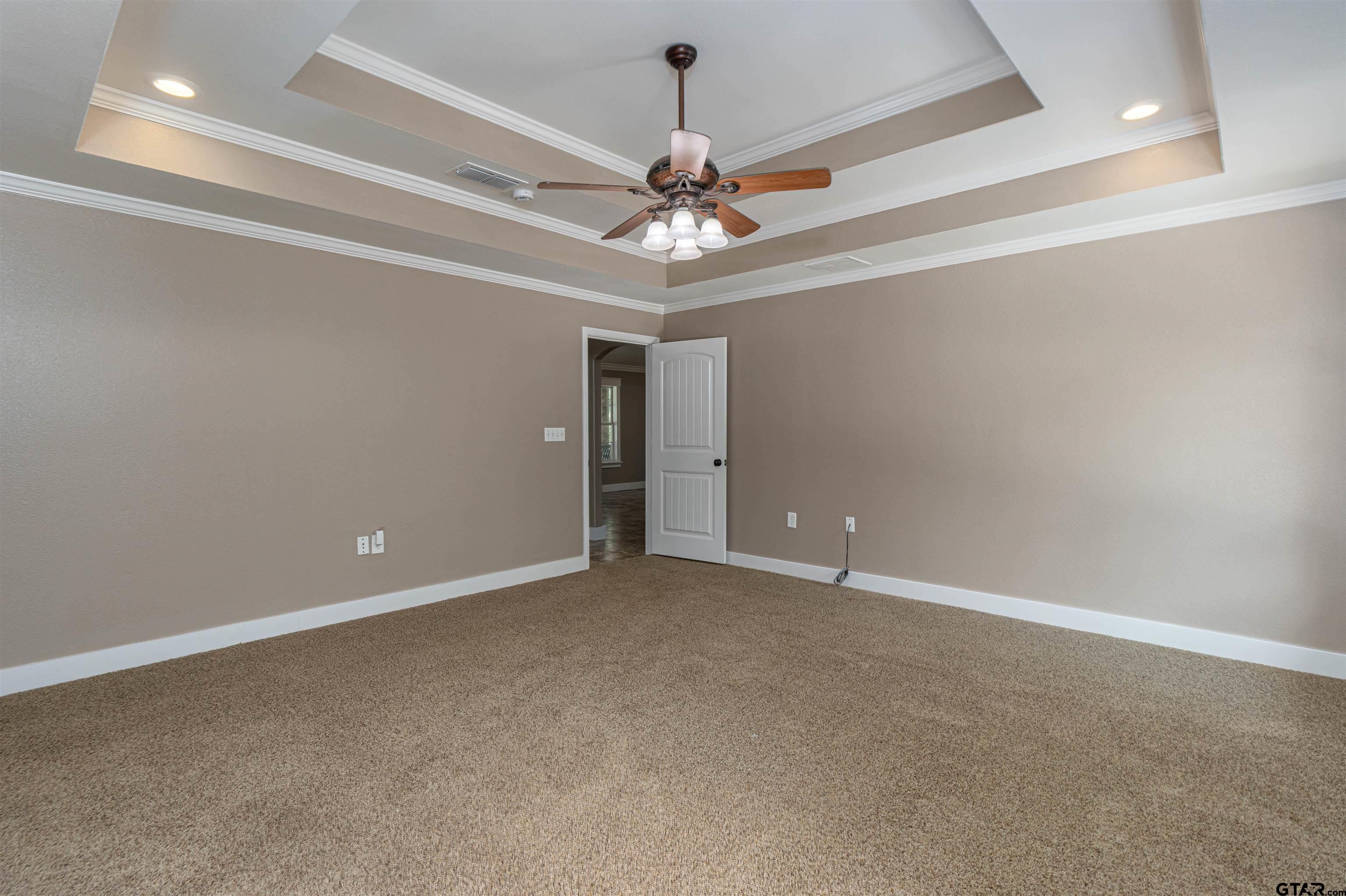 7603 Lakeshore Dr