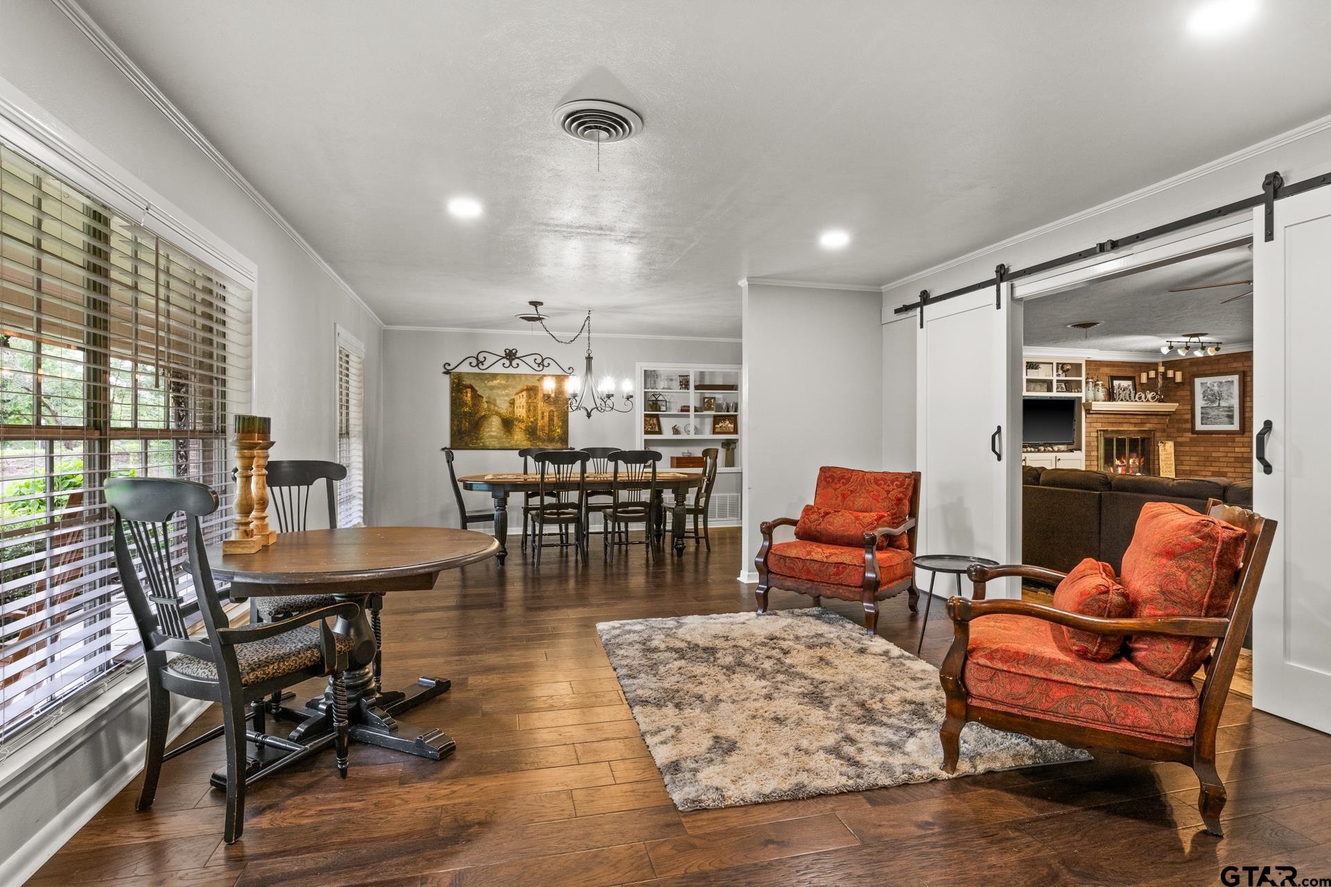 306 Dellwood Dr