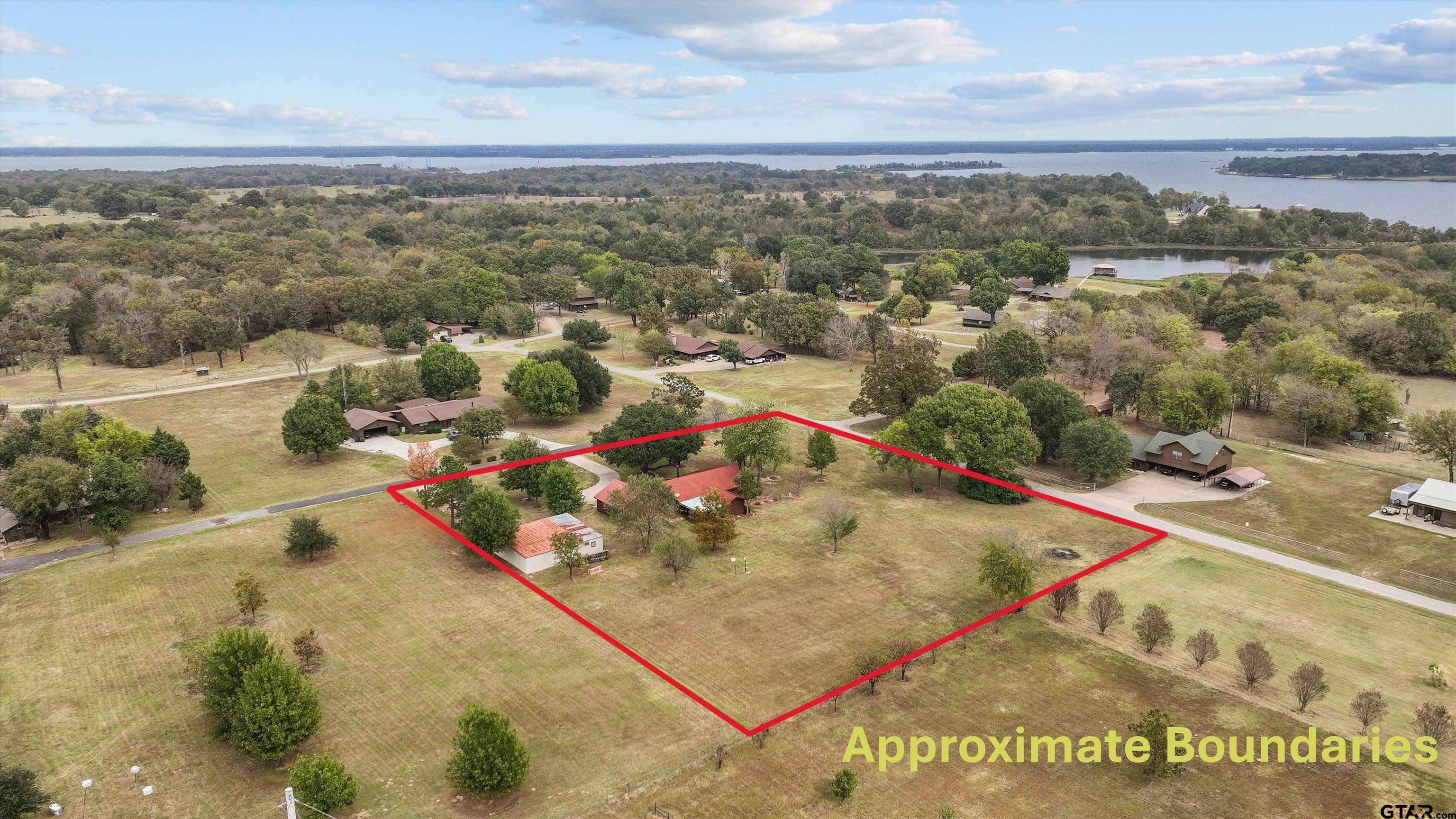 129 Private Road 5569