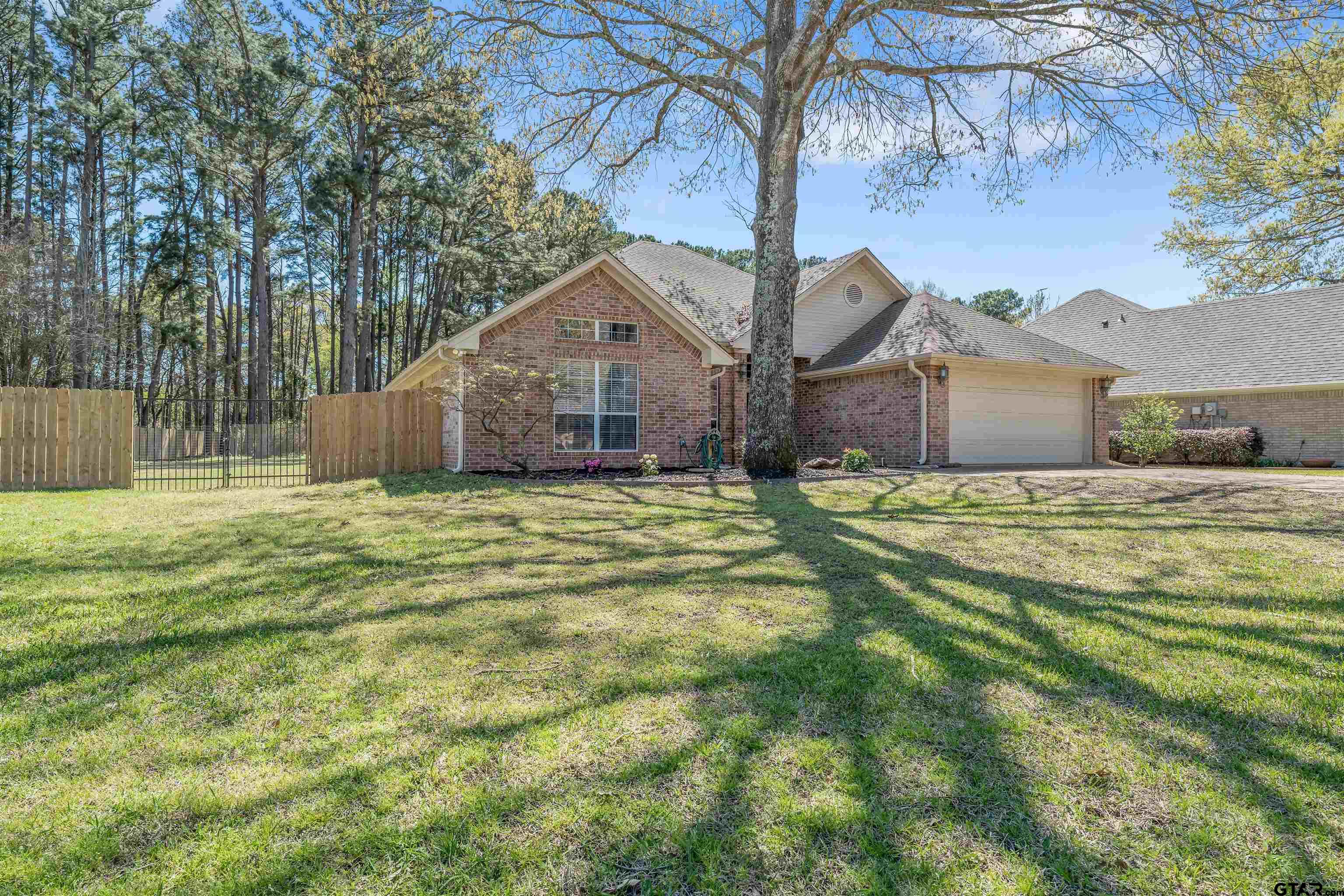 21105 Altuda Ln