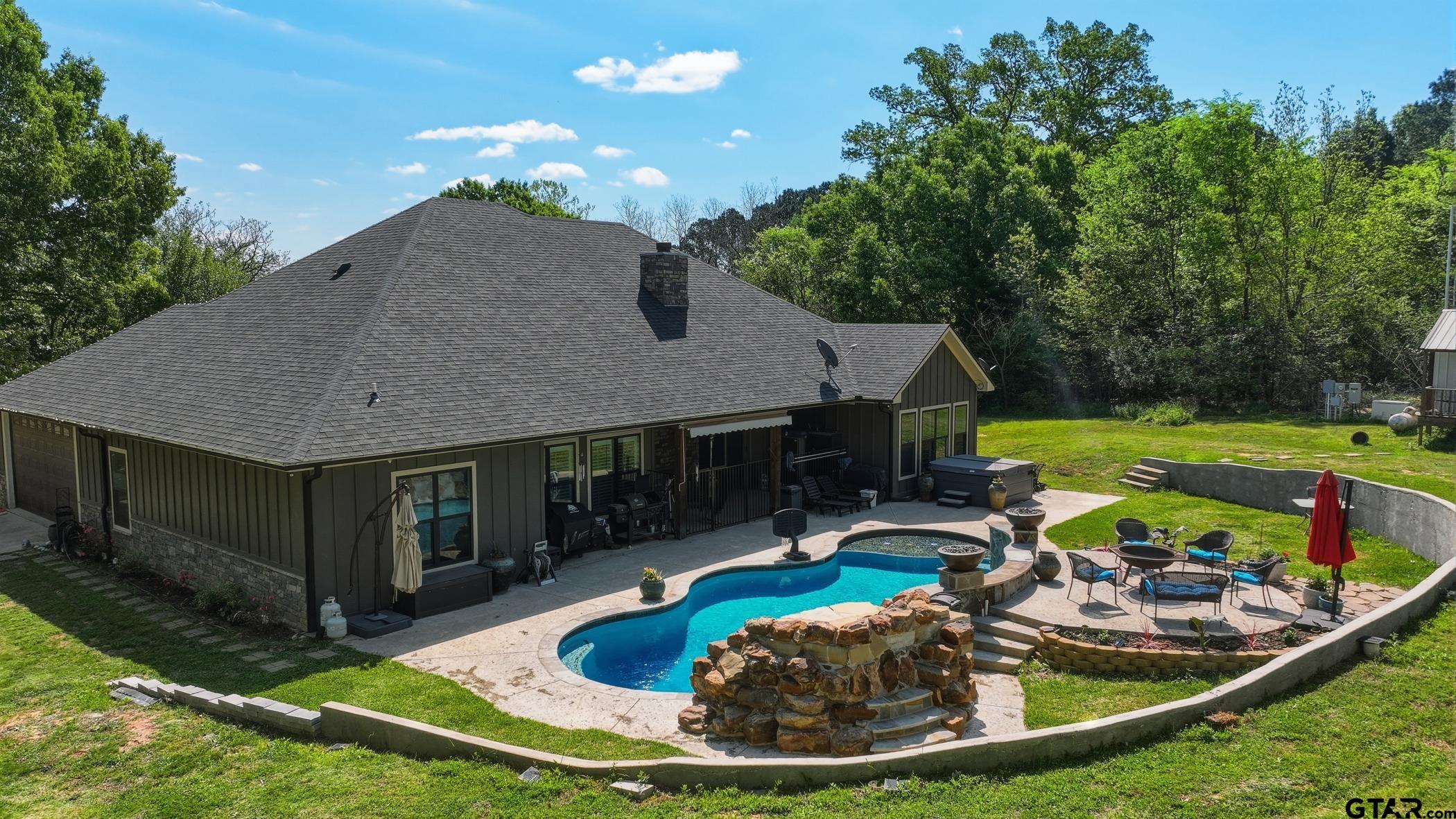 847 Calloway Rd