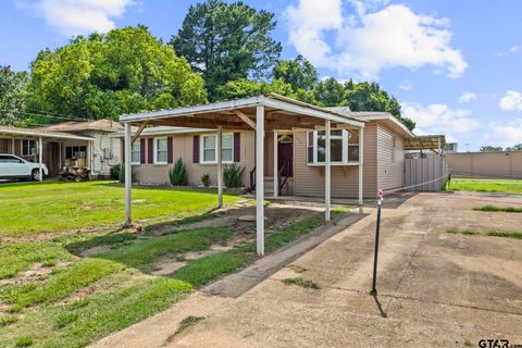 506 Short Daingerfield TX 75638