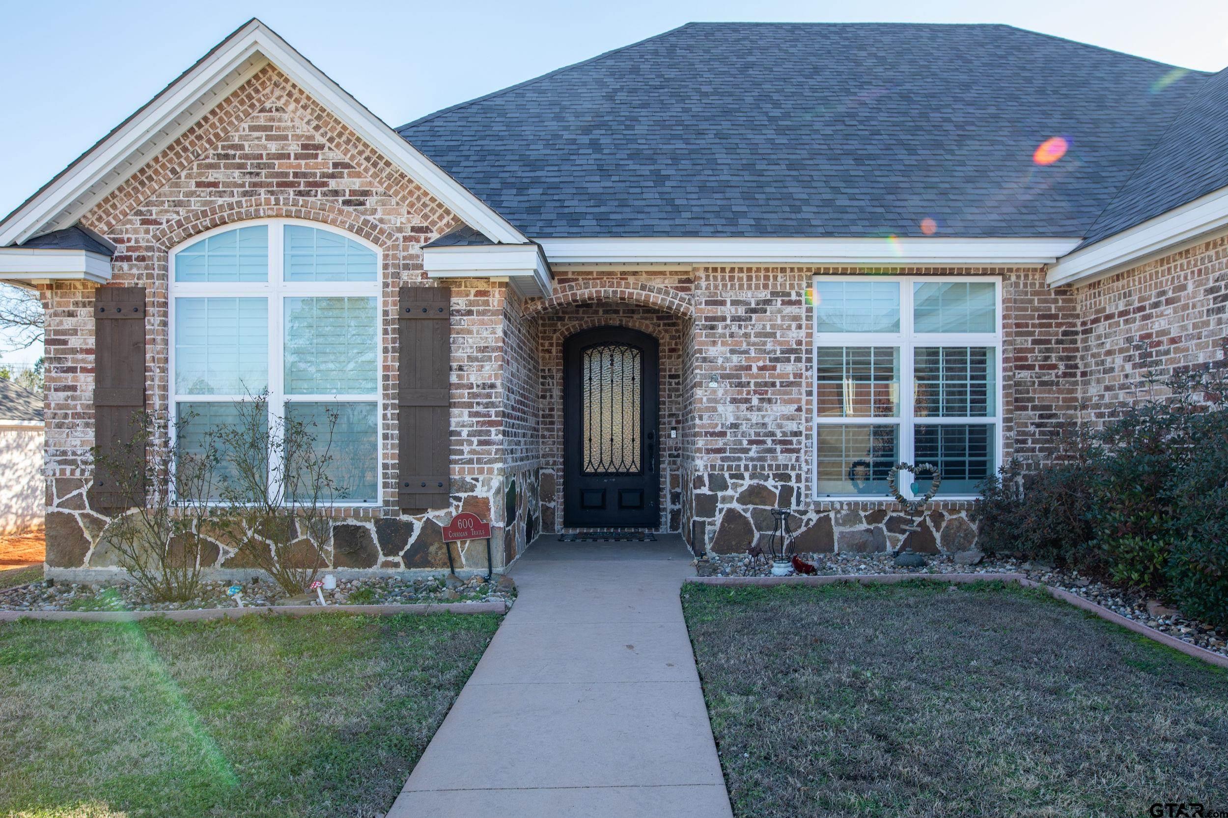 600 Corrigan Trails