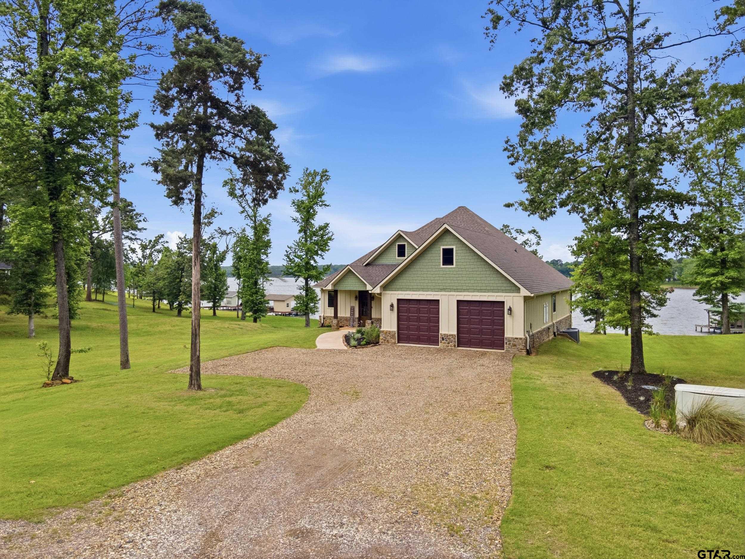563 Caddo Trl