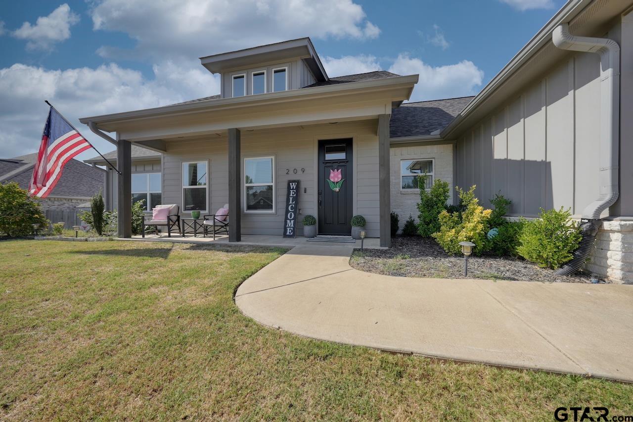 209 Smith Circle