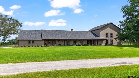 11074 W HWY 64 Overton TX 75684