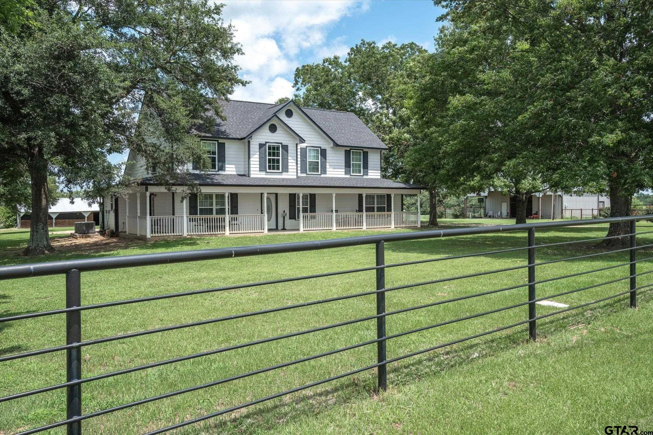 800 VZ County Road 2135