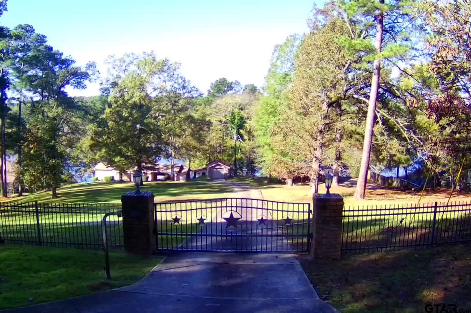 3073 EAST LAKE