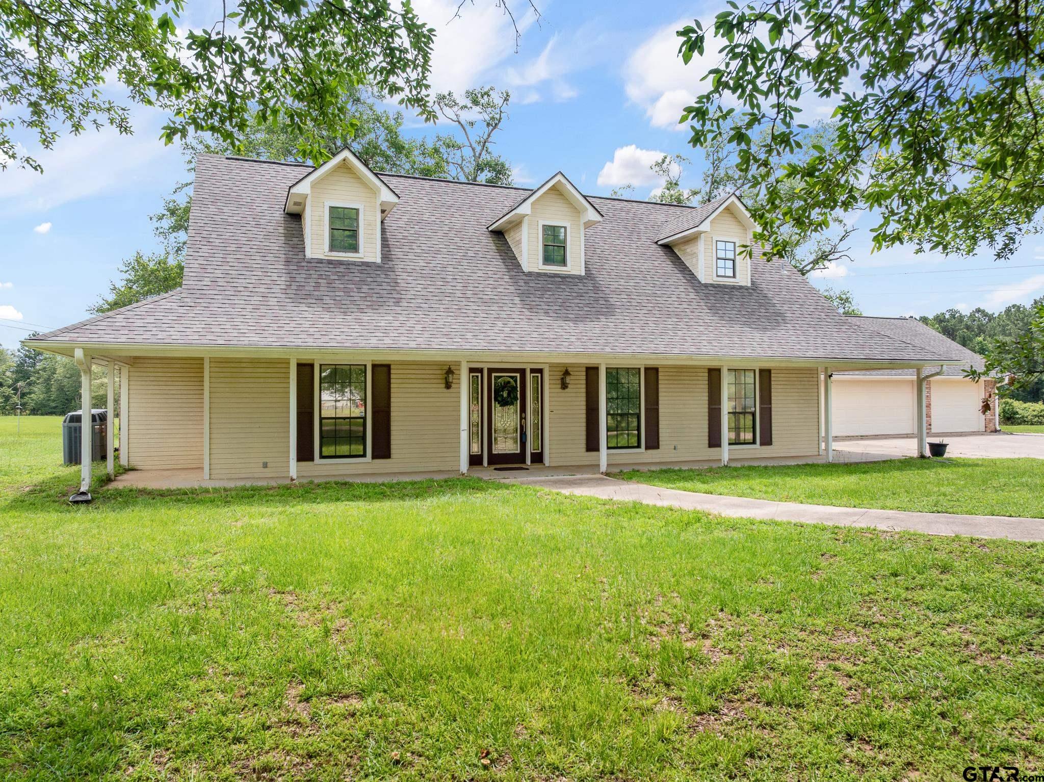 11822 County Road 283 E