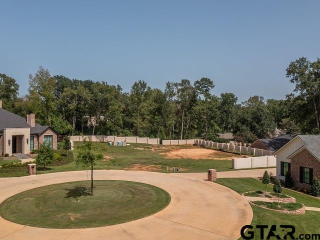 2736 Old Bullard Rd