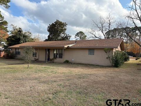 169 Brierwood Drive Palestine TX 75801