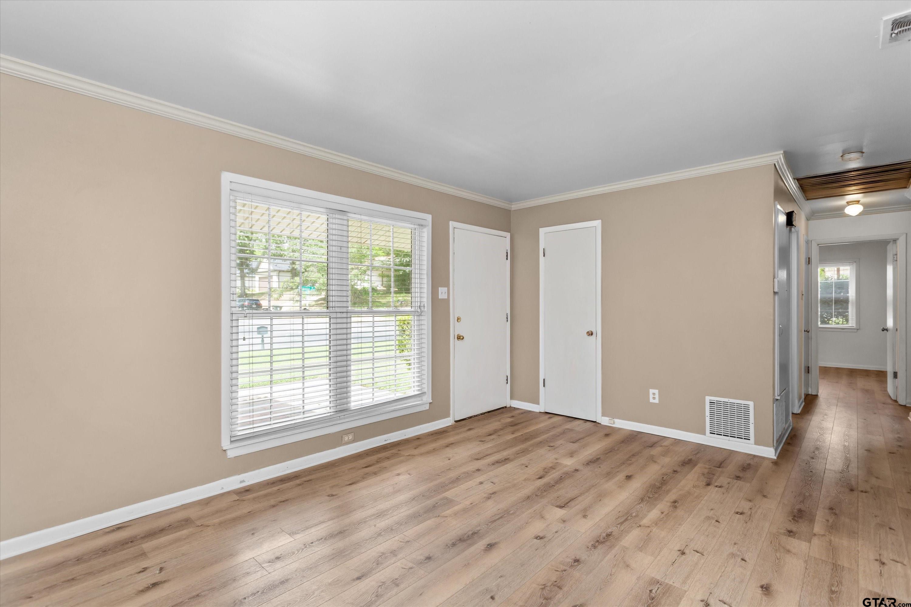2415 Mimosa Dr.
